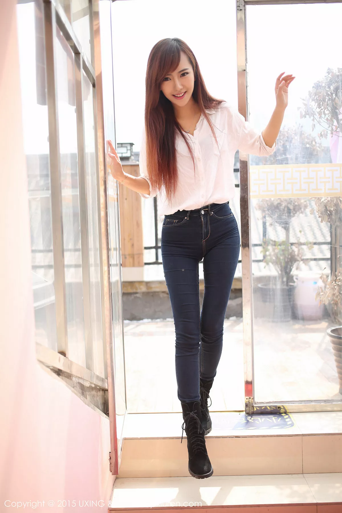 秀人集.com_[UXING优星馆]Vol.001_嫩模赵婉妮Wanni紧身牛仔裤完美身材性感翘臀写真67P