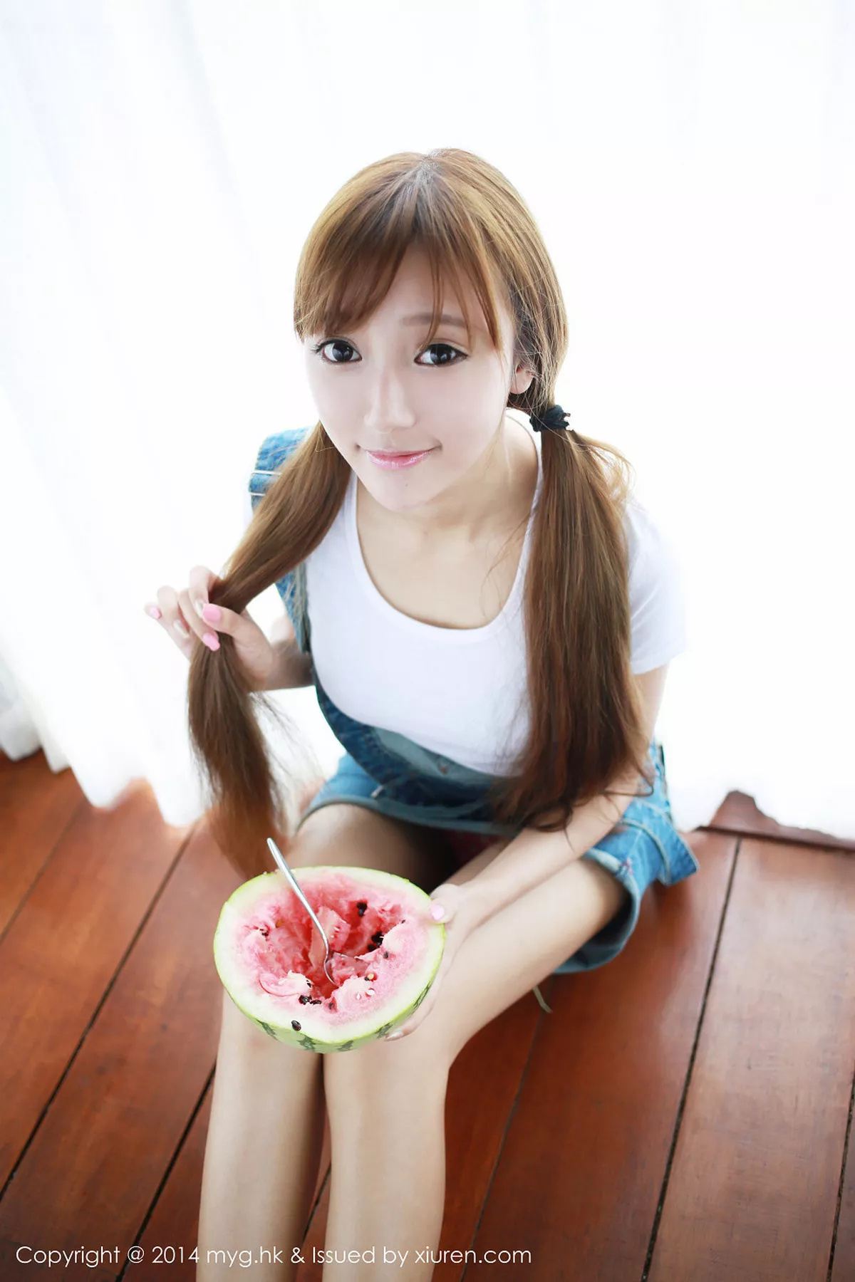 秀人集.com_[MyGirl美媛馆]Vol.008_嫩模女神王馨瑶yanni三亚旅拍完美身材性感写真156P