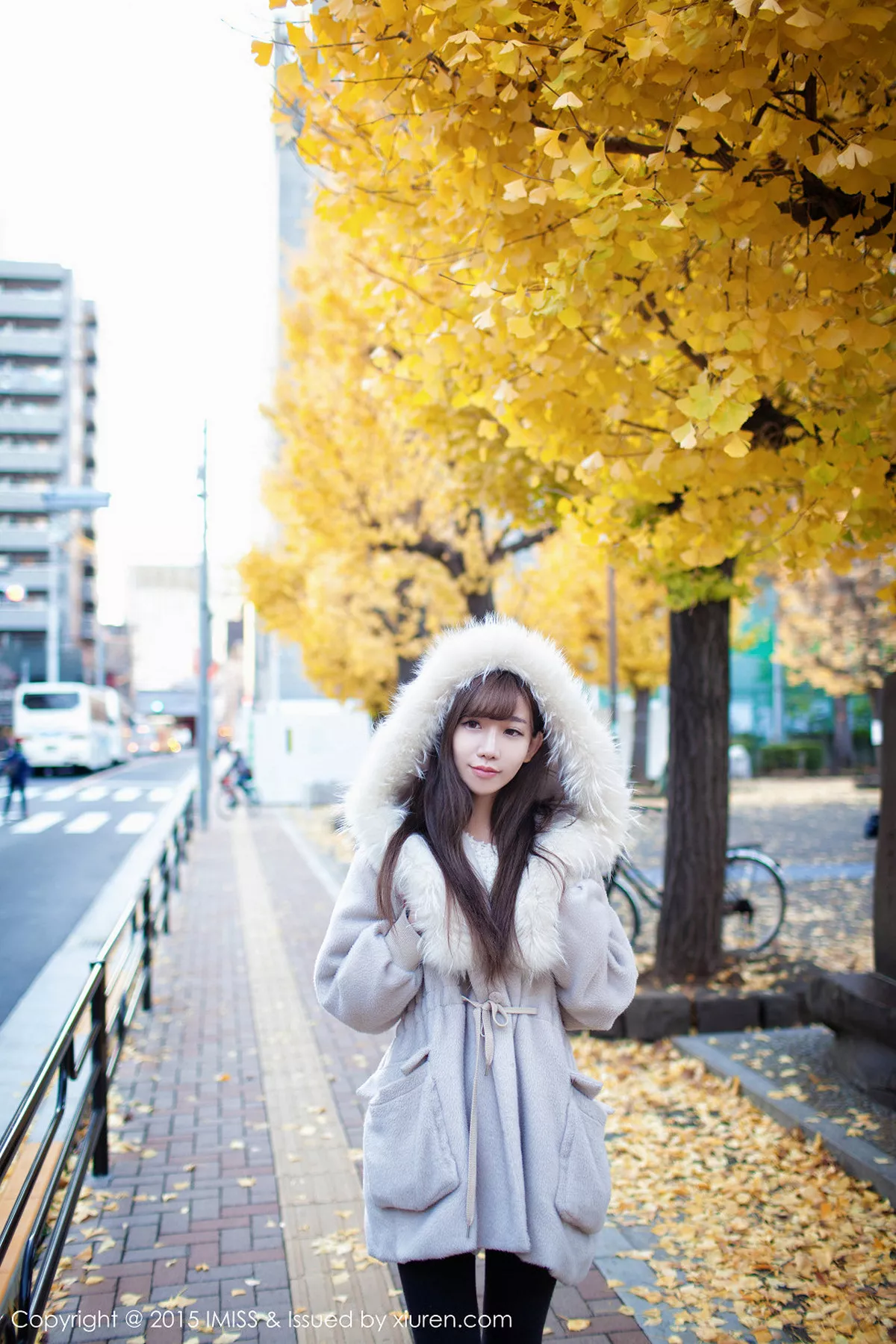 秀人集.com_[IMISS爱蜜社]Vol.010_90后绝美showgirl陈潇户外清爽迷人写真71P