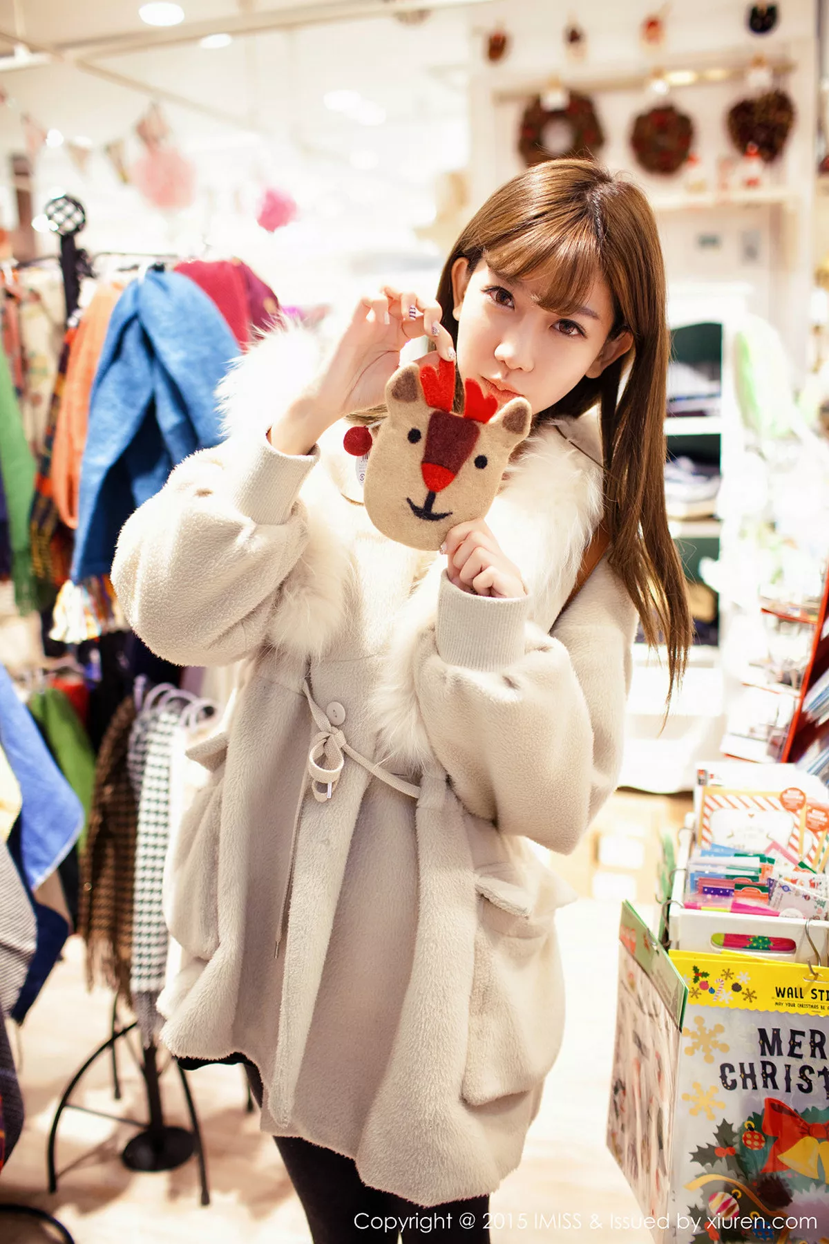 秀人集.com_[IMISS爱蜜社]Vol.010_90后绝美showgirl陈潇户外清爽迷人写真71P