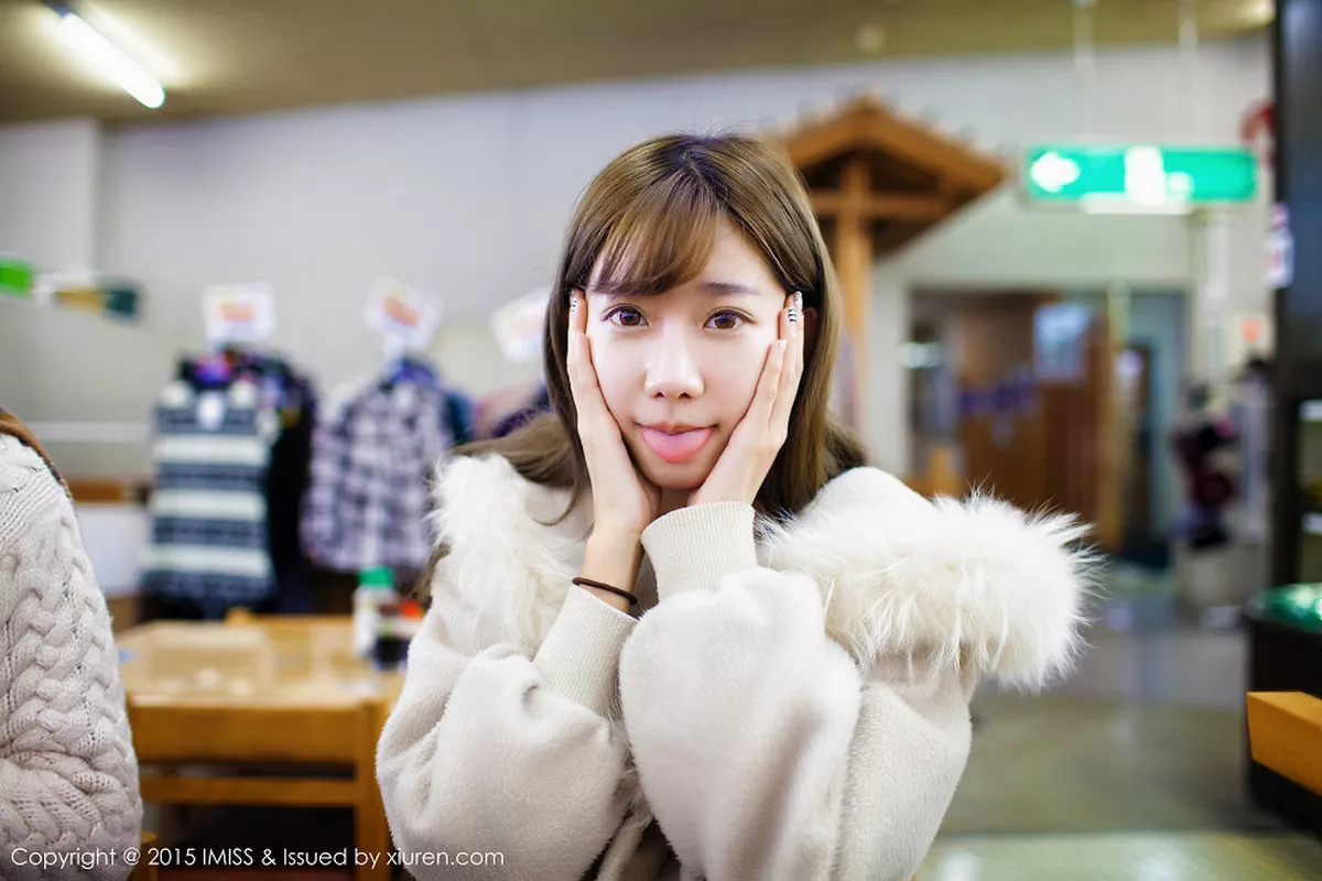 秀人集.com_[IMISS爱蜜社]Vol.010_90后绝美showgirl陈潇户外清爽迷人写真71P