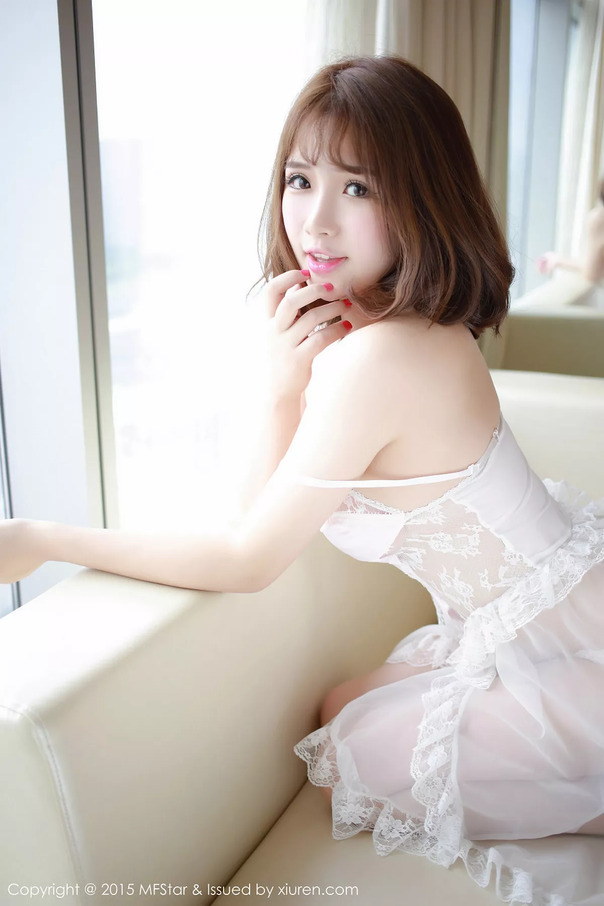 秀人集.com_[MFStar模范学院]Vol.012_嫩模徐cake白色透明薄纱睡裙秀豪乳美臀诱惑写真50P