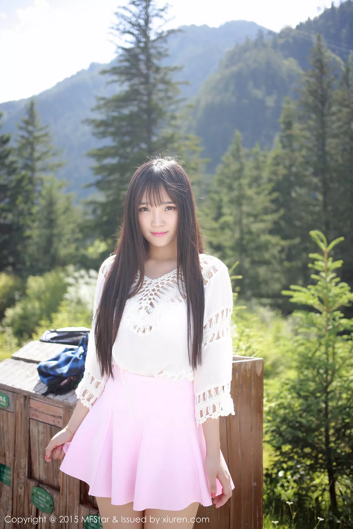 秀人集.com_[MFStar模范学院]Vol.015_嫩模夏瑶baby九寨沟旅拍浴缸里丰满身材撩人诱惑50P