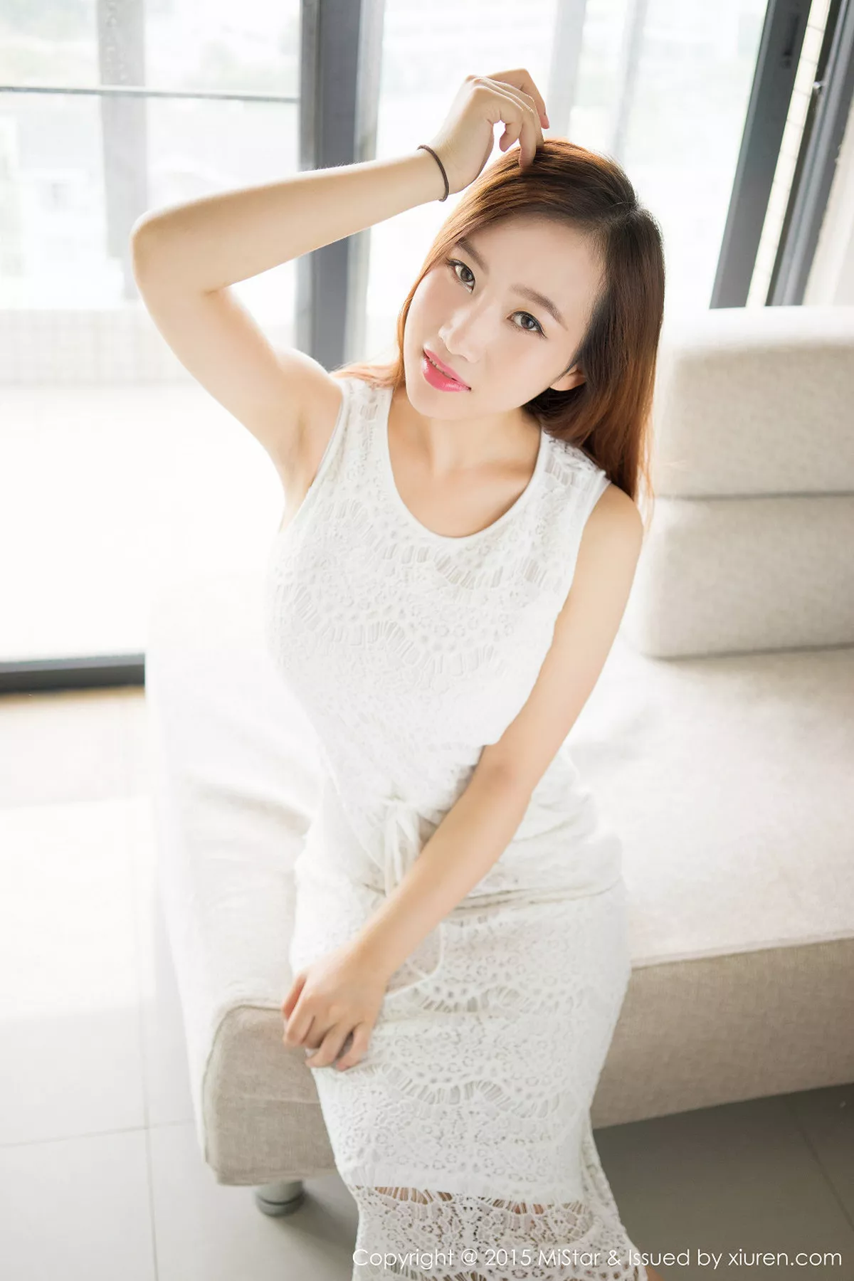 秀人集.com_[MiStar魅妍社]Vol.007_嫩模闵妮Mily半脱内裤撩人姿势全裸豪乳诱惑写真45P