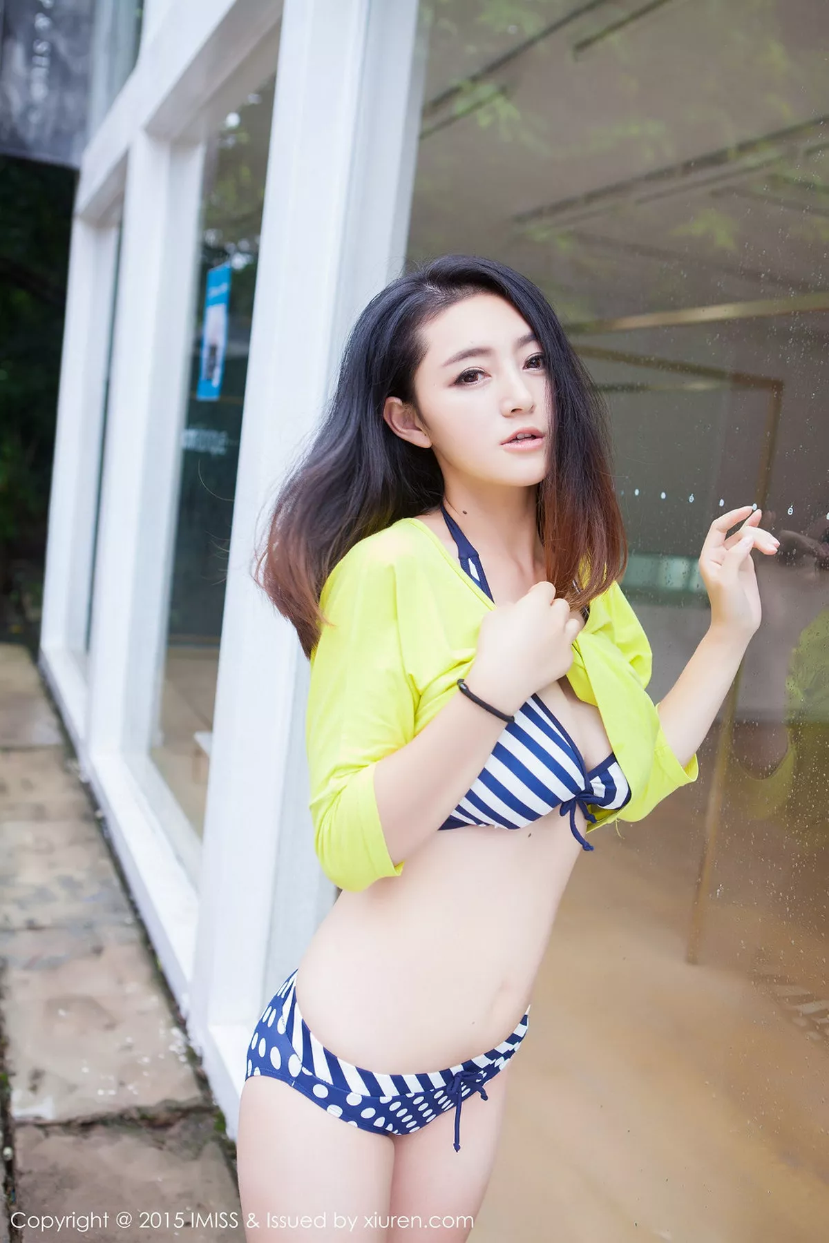 秀人集.com_[IMISS爱蜜社]Vol.020_嫩模夏茉GIGI清凉比基尼街拍性感豪乳诱惑写真54P