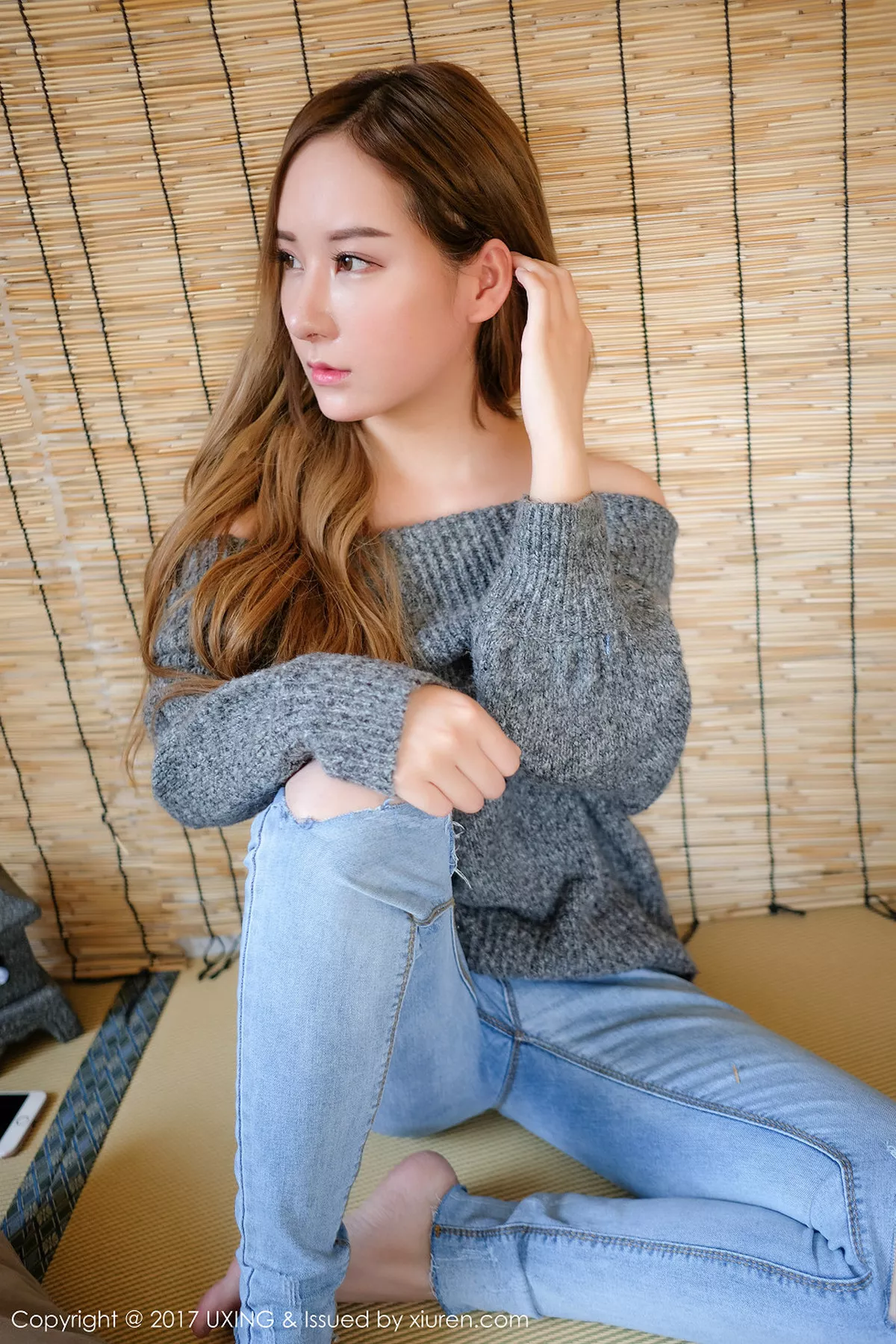 秀人集.com_[UXING优星馆]Vol.047_新人妹子高SIR白色蕾丝情趣内衣秀完美身材娇羞迷人写真47P