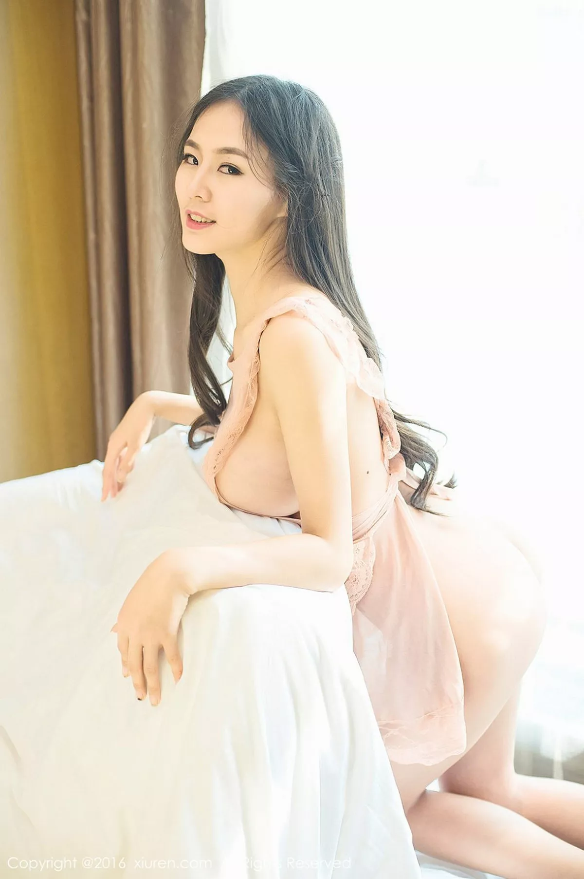 秀人集.com_[XiuRen秀人网]No.656_新晋美女模特悦悦居家性感三点式比基尼秀美乳翘臀诱惑写真58P