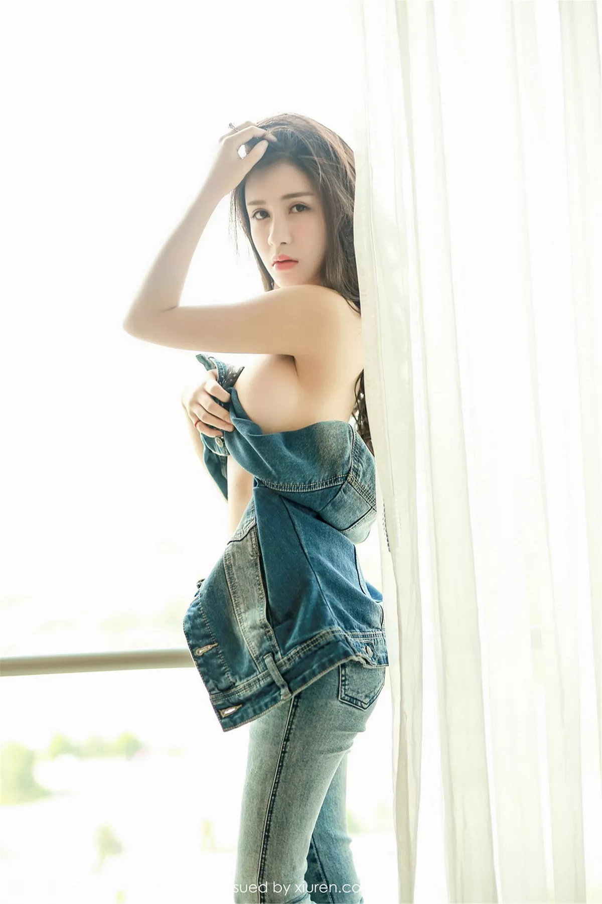 秀人集.com_[MTMeng模特联盟]Vol.001_嫩模李李七七喜喜真空牛仔套装脱上衣秀白嫩豪乳诱惑写真50P