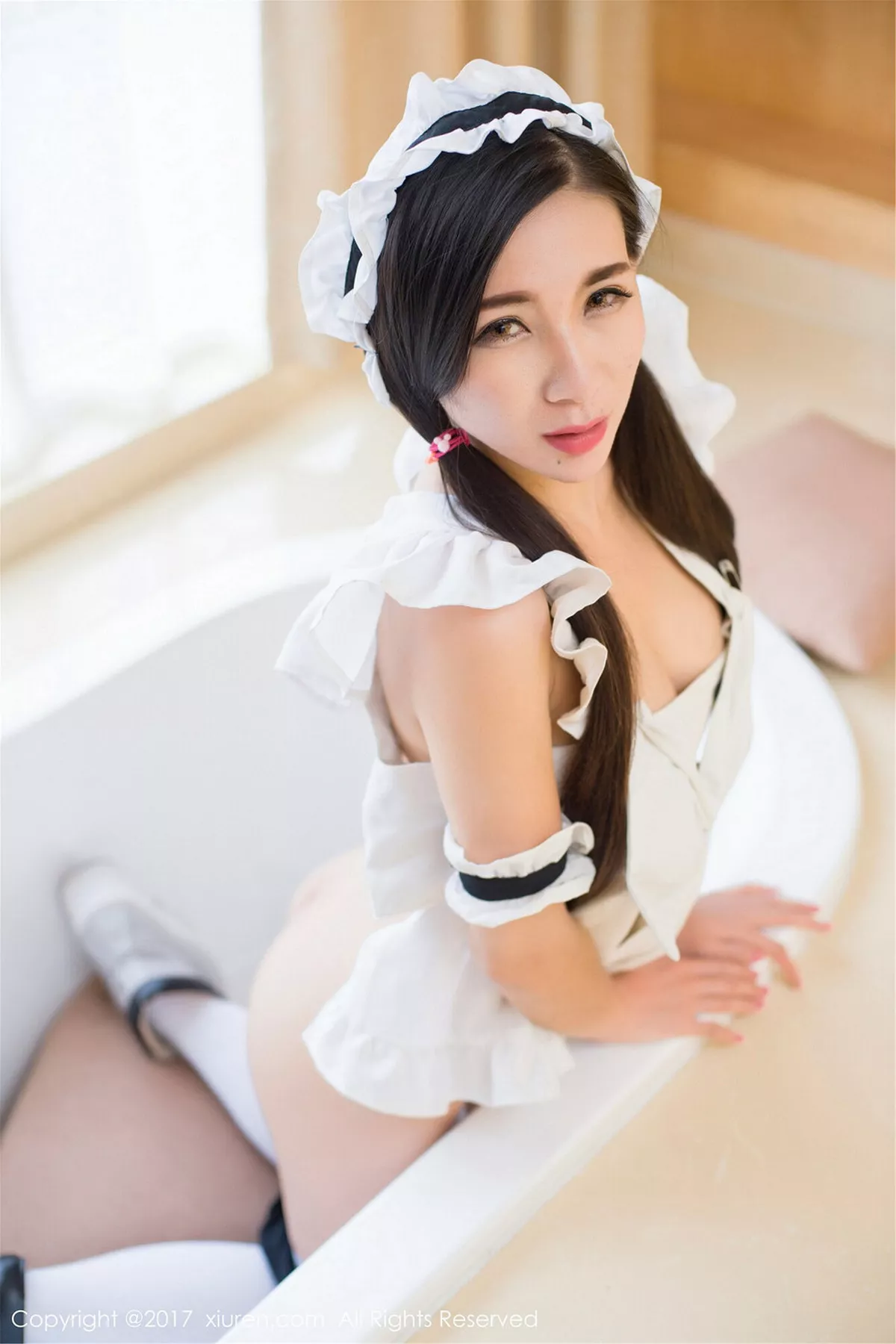 秀人集.com_[XiuRen秀人网]No.759_嫩模赵颖白色高叉连体内衣+浴缸里性感女仆装完美诱惑写真65P