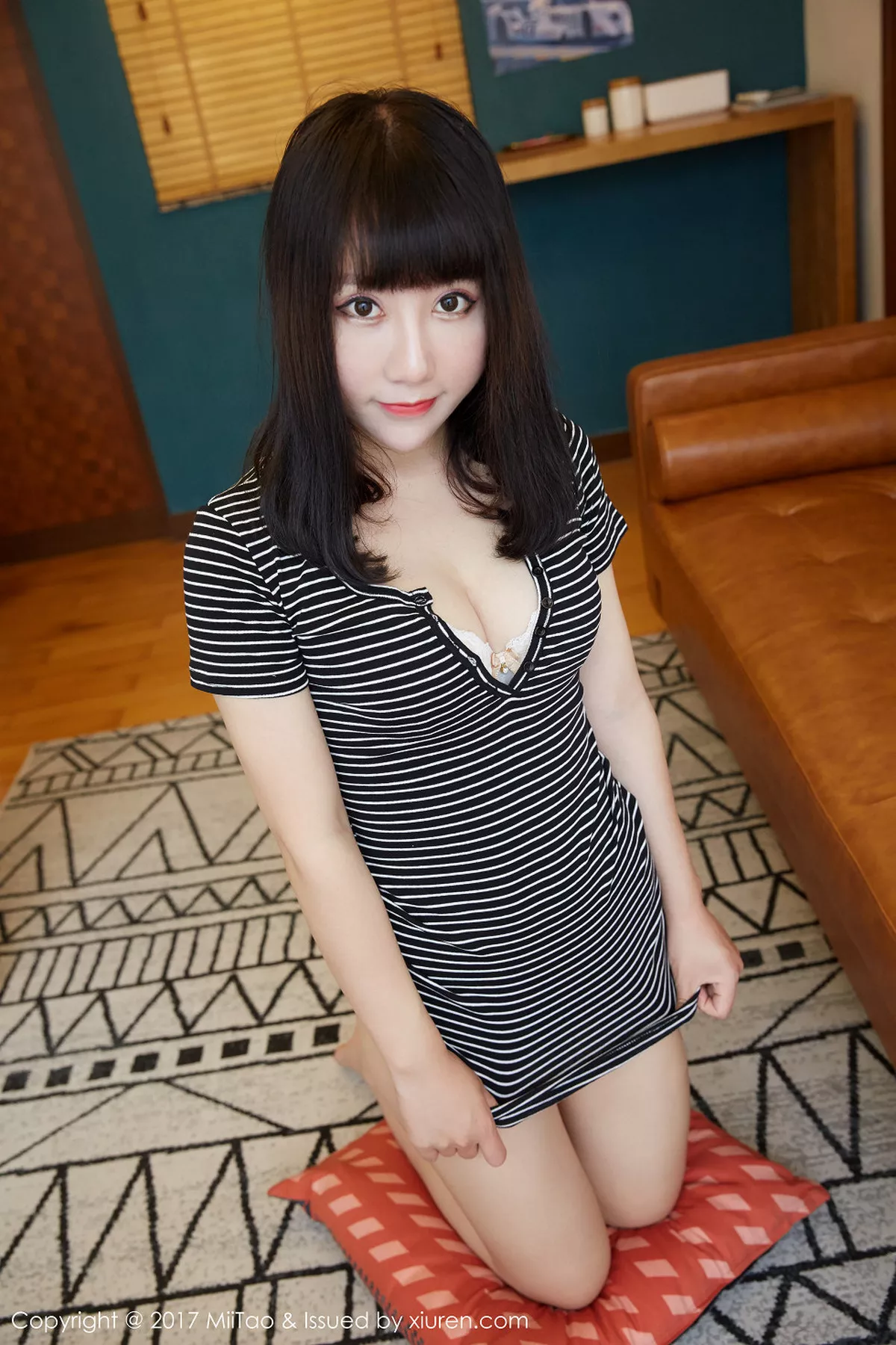 秀人集.com_[MiiTao蜜桃社]Vol.068_嫩模雪碧白色圆点内衣秀傲人美胸性感内裤秀翘臀诱惑写真51P