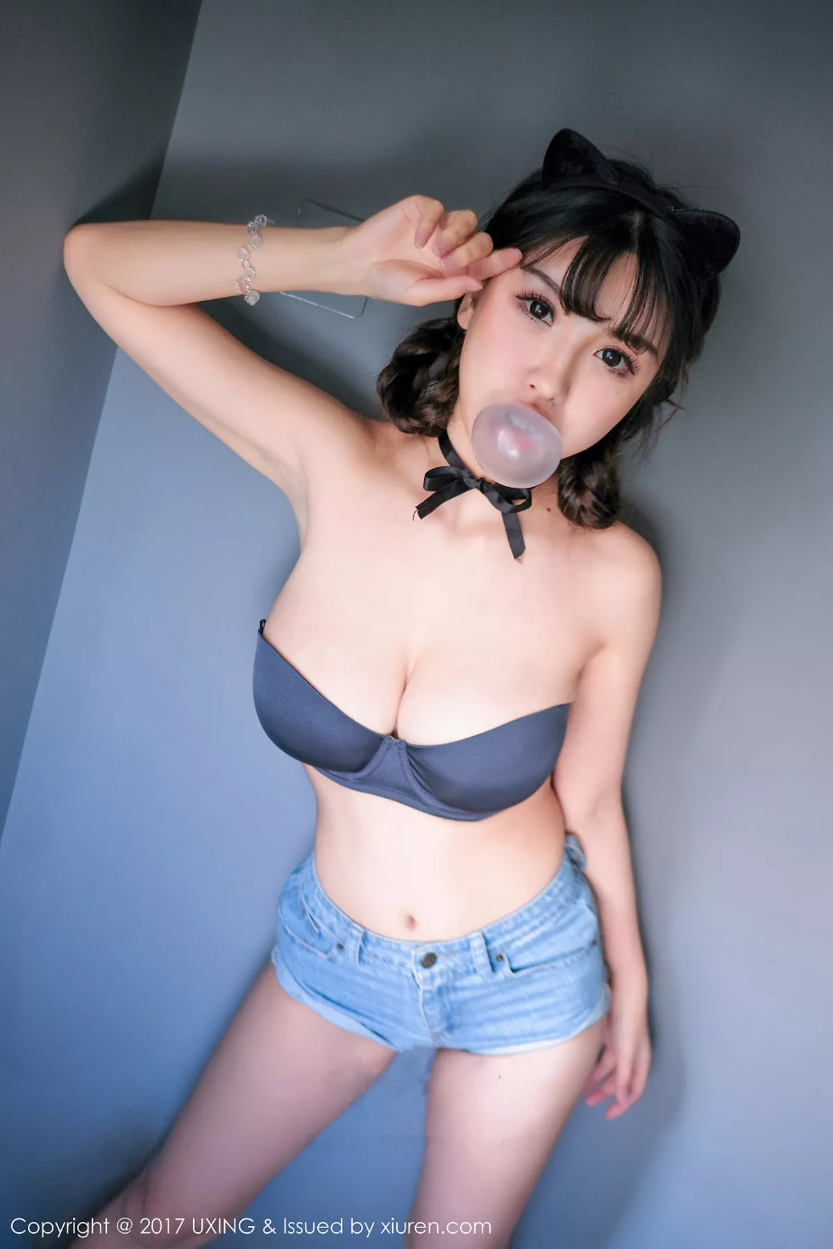 秀人集.com_[UXING优星馆]Vol.053_巨乳嫩模晓茜sunny粉红薄纱性感内衣秀傲人巨乳诱惑写真38P