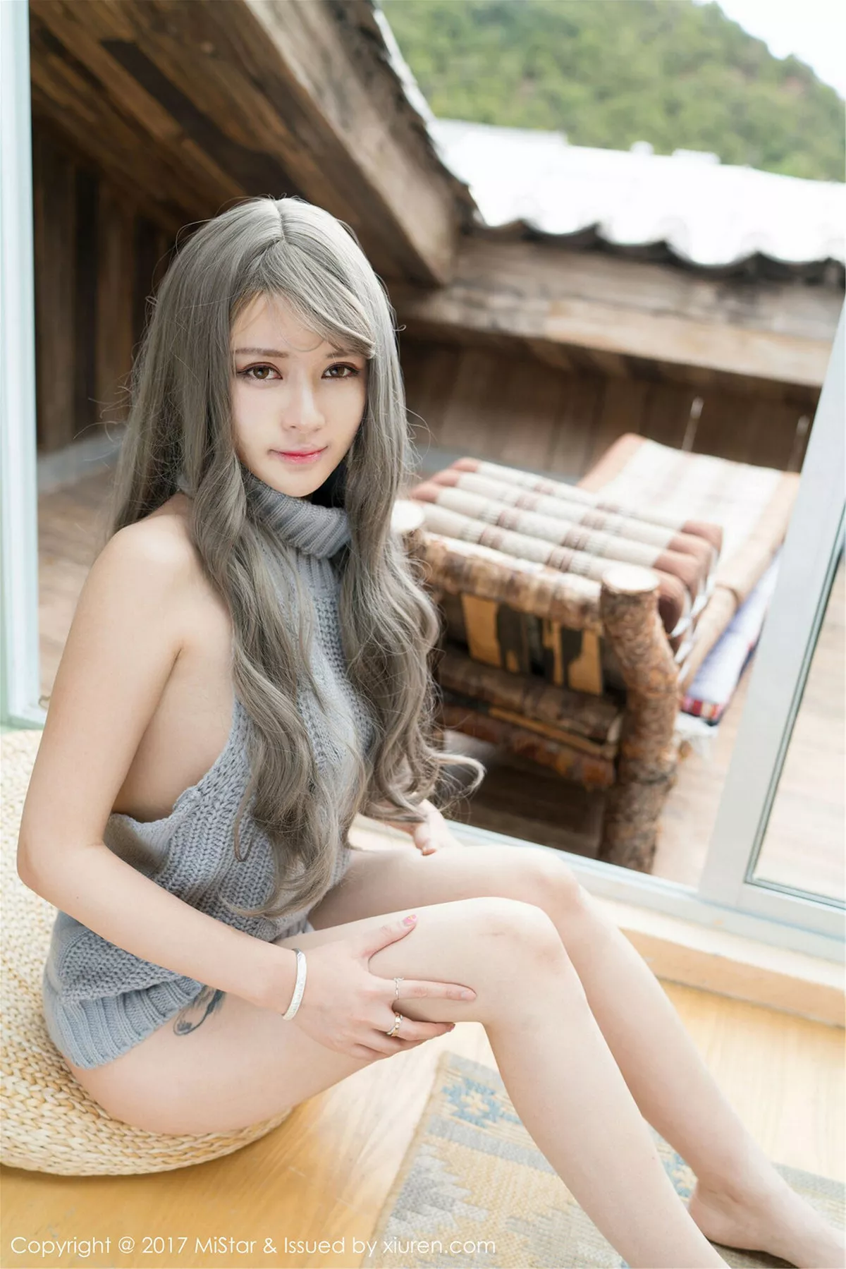 秀人集.com_[MiStar魅妍社]Vol.170_性感女神凯竹BuiBui丽江旅拍露背毛衣侧露豪乳撩人诱惑写真45P