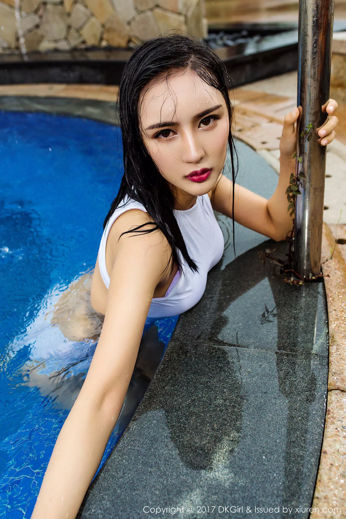 秀人集.com_[DKGirl御女郎]Vol.026_嫩模梅哥白色连体比基尼泳池湿身秀傲人美乳诱惑写真58P