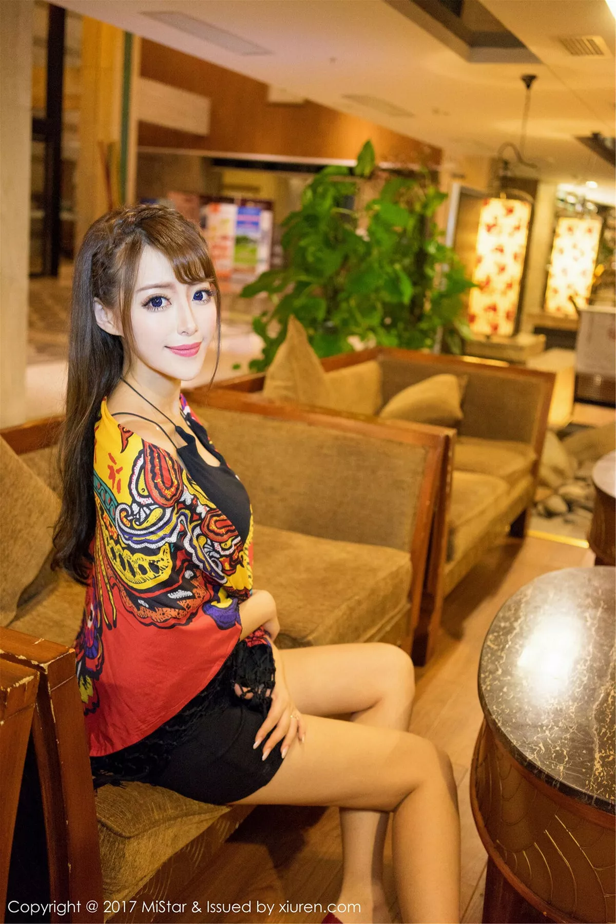 秀人集.com_[MiStar魅妍社]Vol.171_嫩模王曼妮好Q景区旅拍白色性感比基尼秀完美身材写真55P