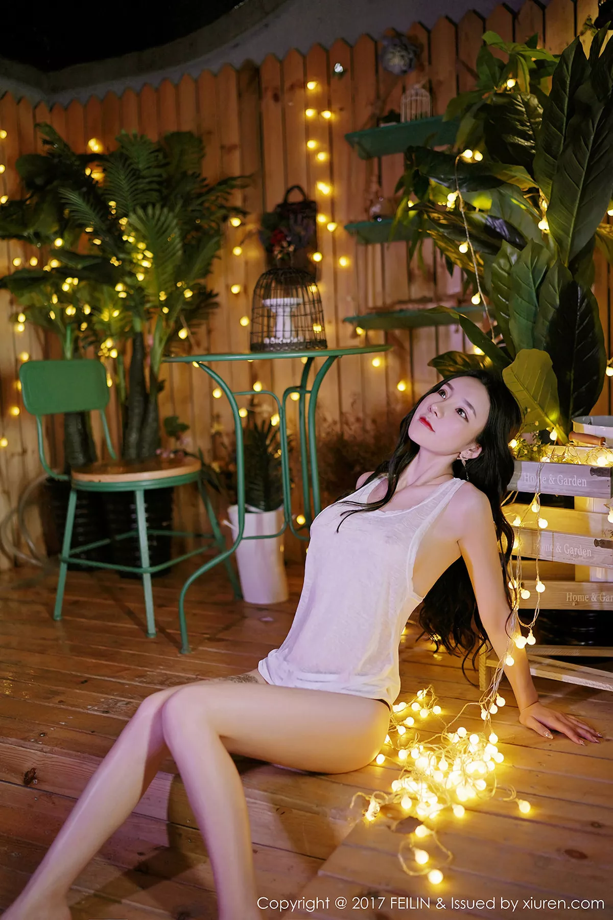 秀人集.com_[FeiLin嗲囡囡]Vol.106_美女主播周于希dummy精简背心露豪乳半球撩人诱惑写真42P