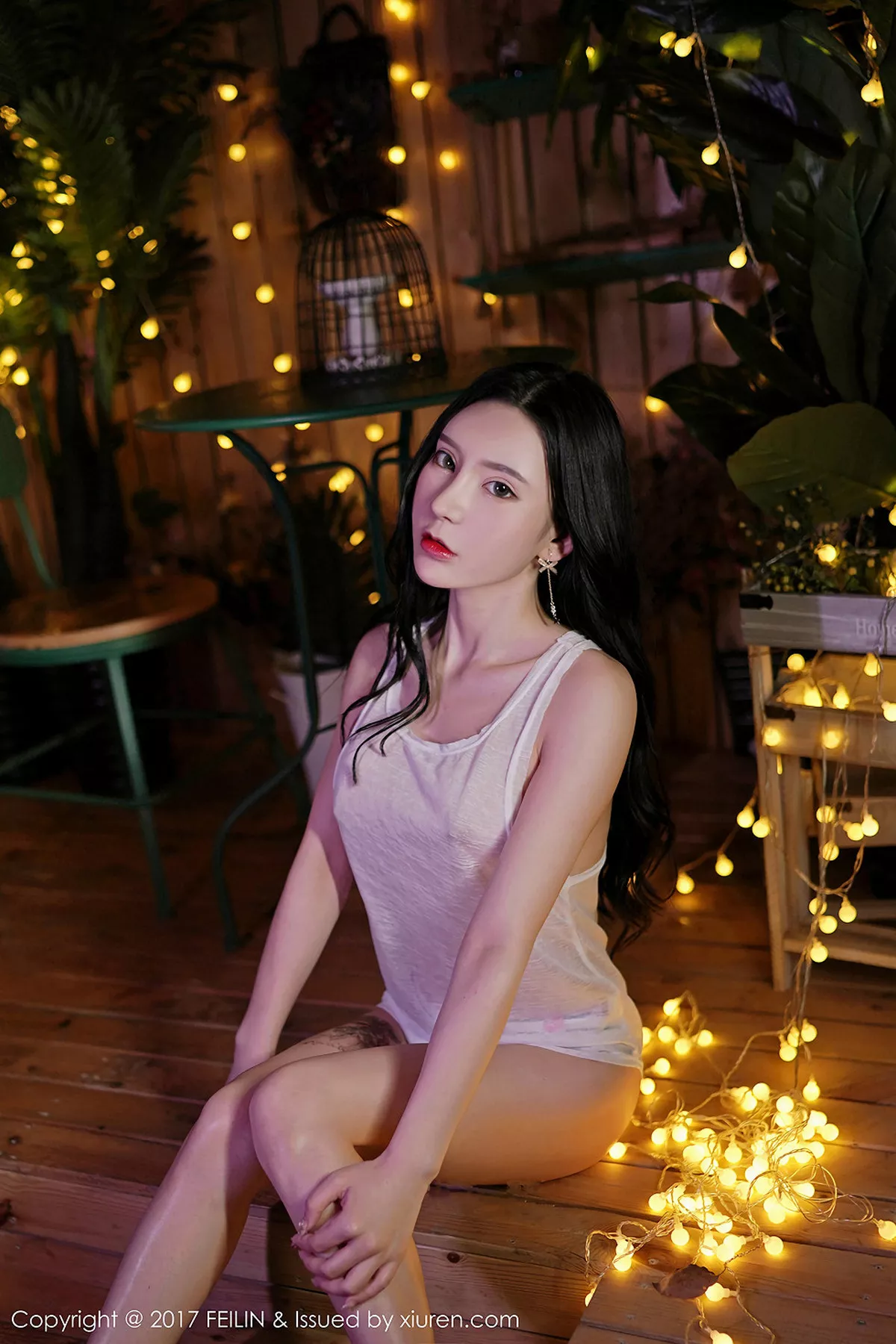 秀人集.com_[FeiLin嗲囡囡]Vol.106_美女主播周于希dummy精简背心露豪乳半球撩人诱惑写真42P