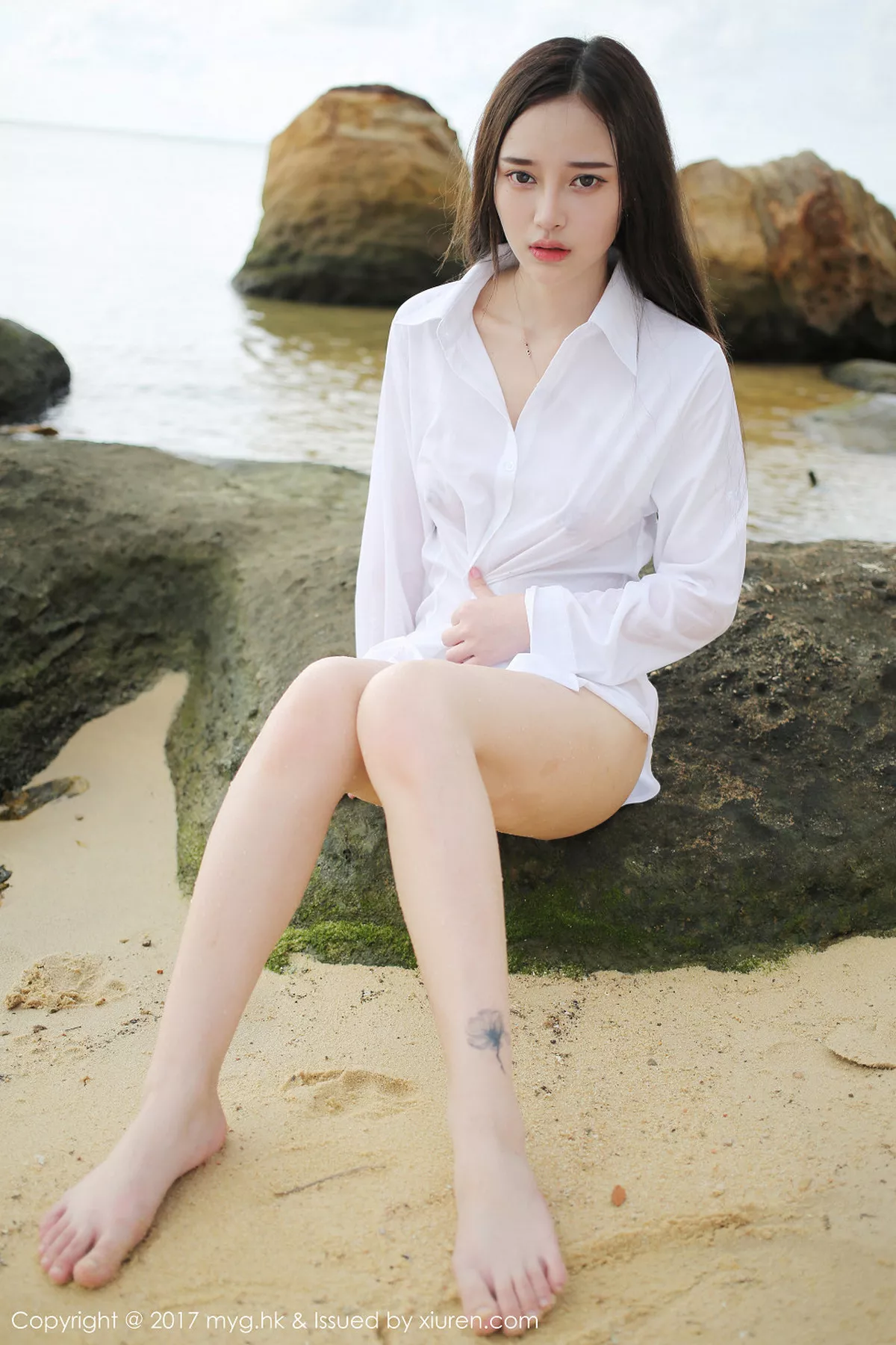 秀人集.com_[MyGirl美媛馆]Vol.254_女神唐琪儿il心愿旅拍白色蕾丝情趣内衣火辣诱惑写真59P