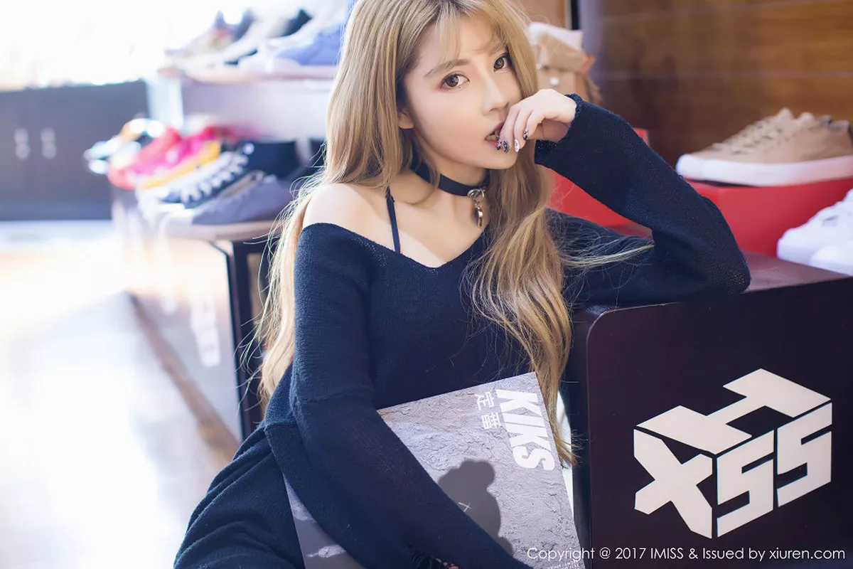 秀人集.com_[IMISS爱蜜社]Vol.172_新人嫩模夏正正户外运动装清爽迷人如瓷娃娃般美丽写真36P