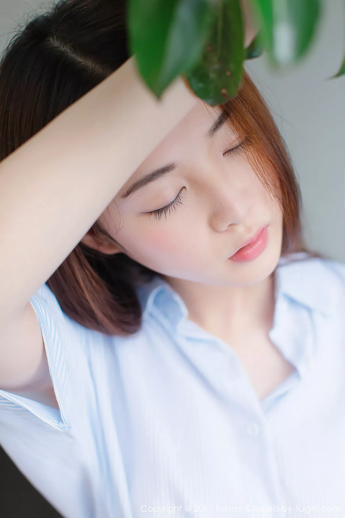 秀人集.com_[Tukmo兔几盟]Vol.099_新人妹子绵绵户外清爽连身裙西瓜外拍阳光甜美写真40P