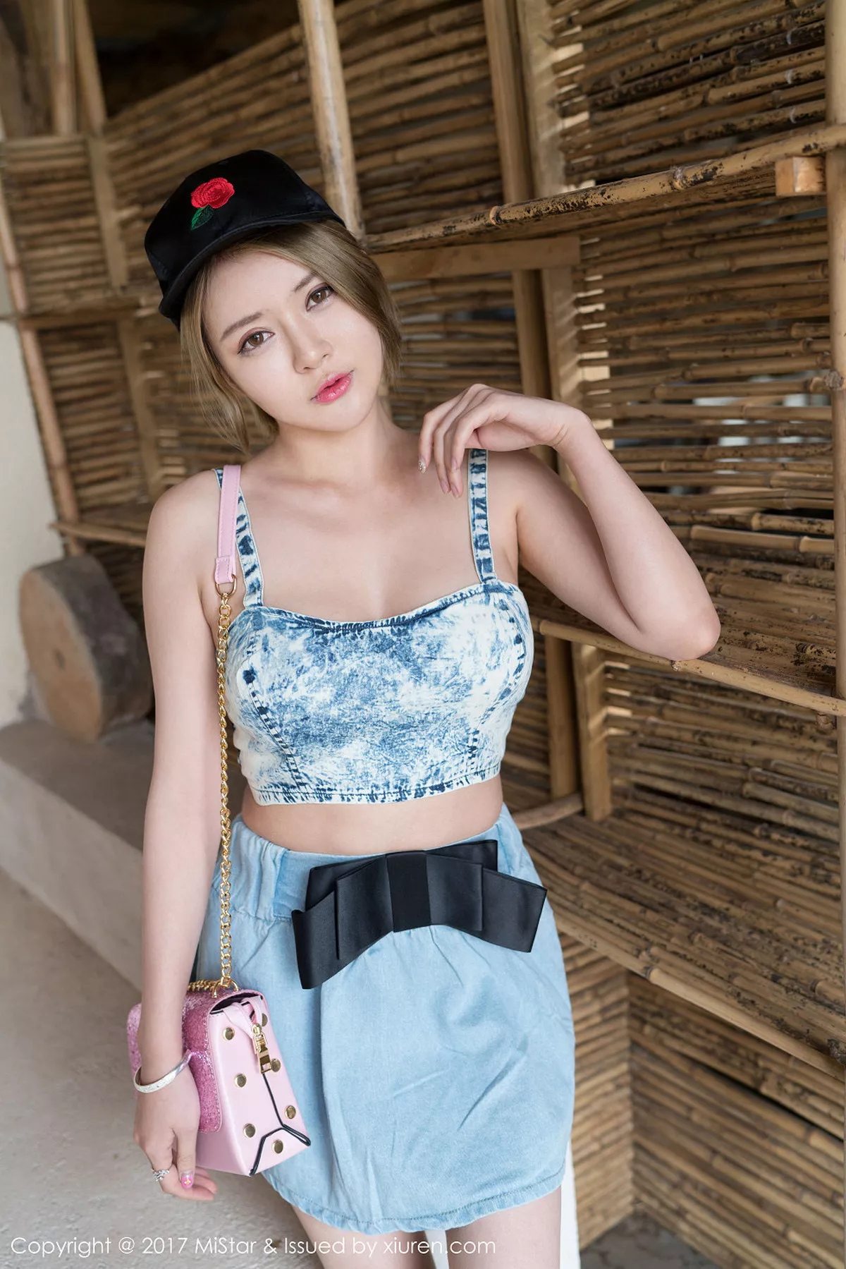 秀人集.com_[MiStar魅妍社]Vol.174_性感女神凯竹BuiBui丽江旅拍白色蕾丝内裤撩人诱惑写真40P