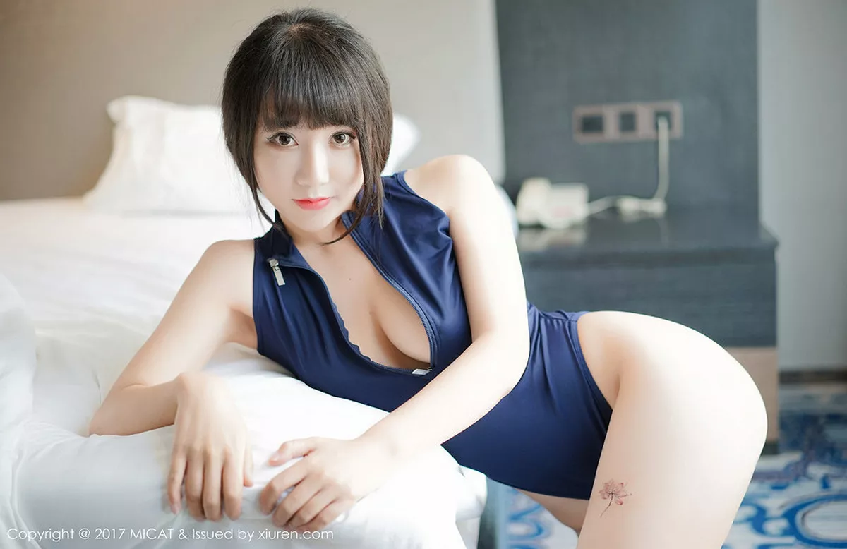 秀人集.com_[MICAT猫萌榜]Vol.027_嫩模夏笑笑Summer粉色高叉连体内衣秀完美身材性感写真47P