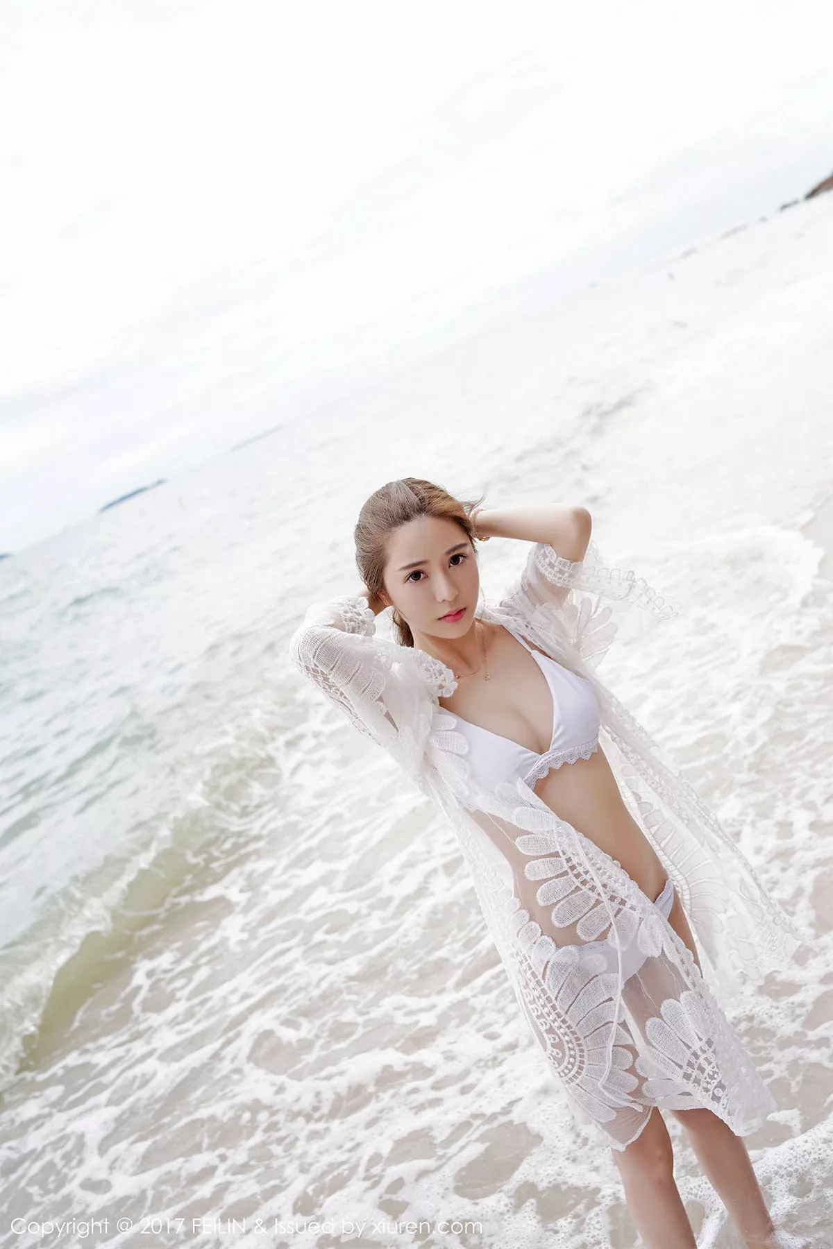 秀人集.com_[FeiLin嗲囡囡]Vol.110_嫩模luna张静燕海边沙滩性感黄色比基尼秀完美身材写真40P