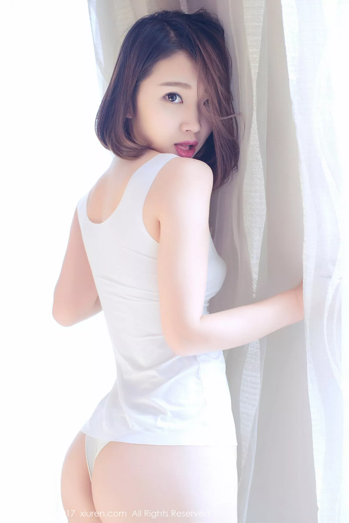 秀人集.com_[XiuRen秀人网]No.796_软妹子雨夕cy白色浴袍+性感睡衣秀完美身材丰乳肥臀写真47P