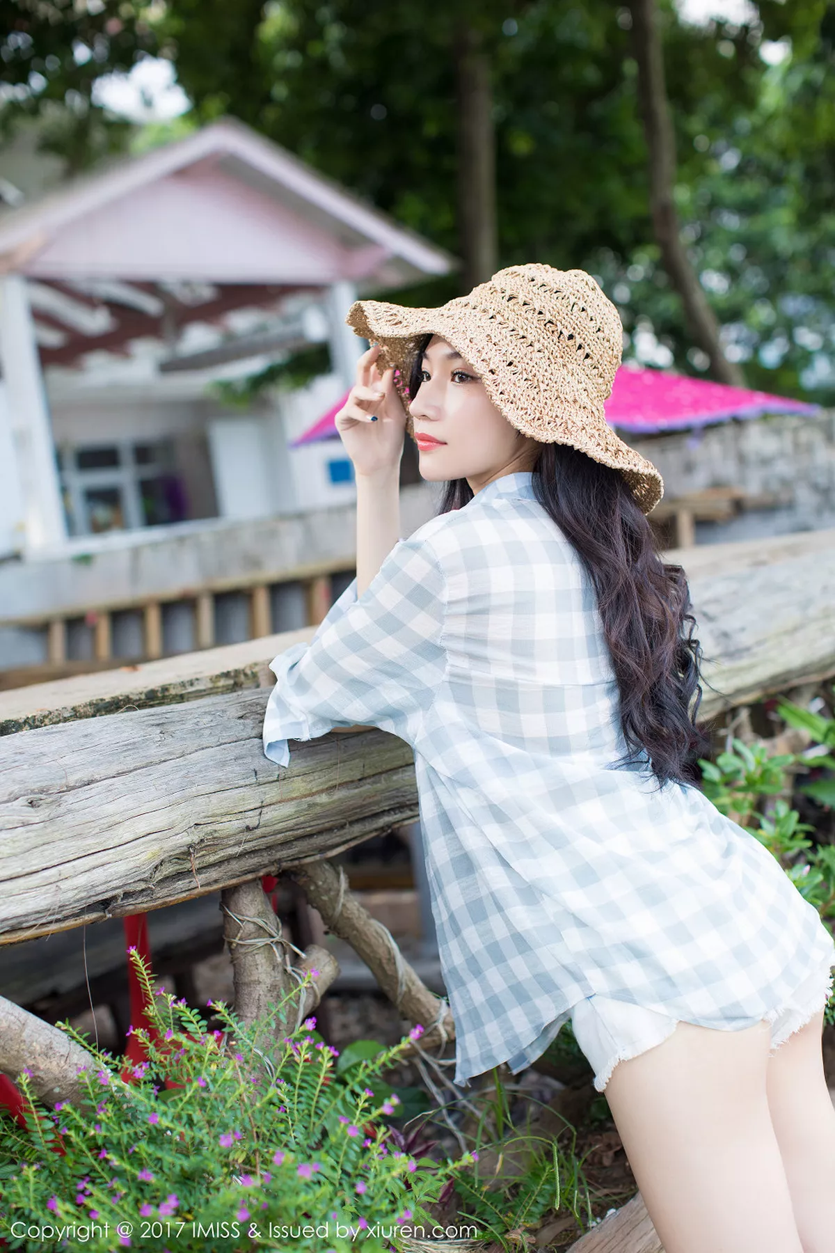 秀人集.com_[IMISS爱蜜社]Vol.182_嫩模小狐狸Sica七夕情人节福利海边沙滩性感比基尼写真45P