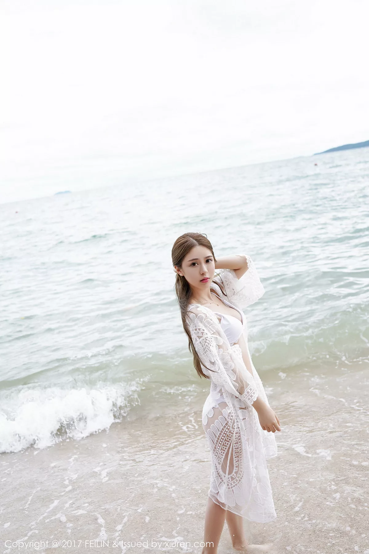 秀人集.com_[FeiLin嗲囡囡]Vol.110_嫩模luna张静燕海边沙滩性感黄色比基尼秀完美身材写真40P