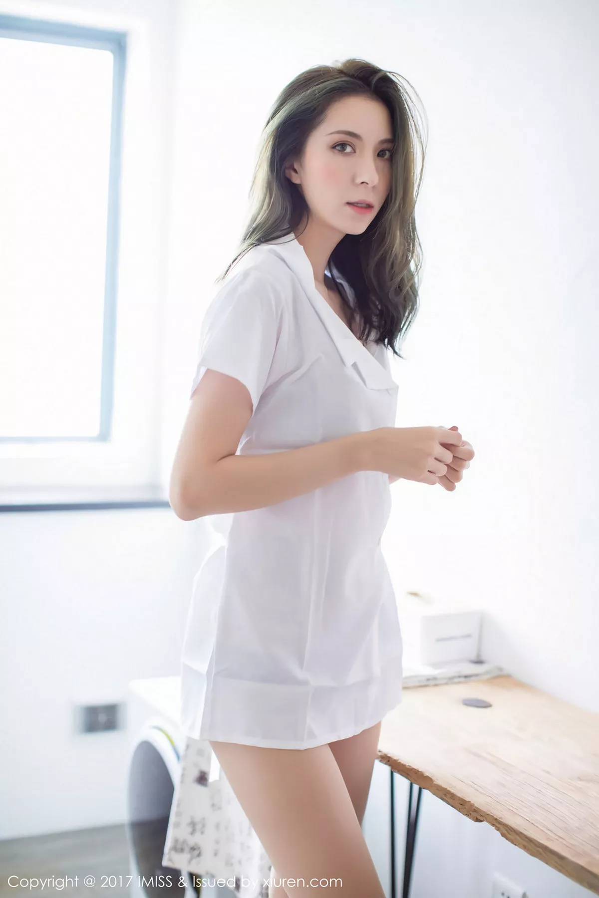 秀人集.com_[IMISS爱蜜社]Vol.198_高挑美女carry白衬衣下性感白嫩美腿加黑色内衣诱惑写真54P