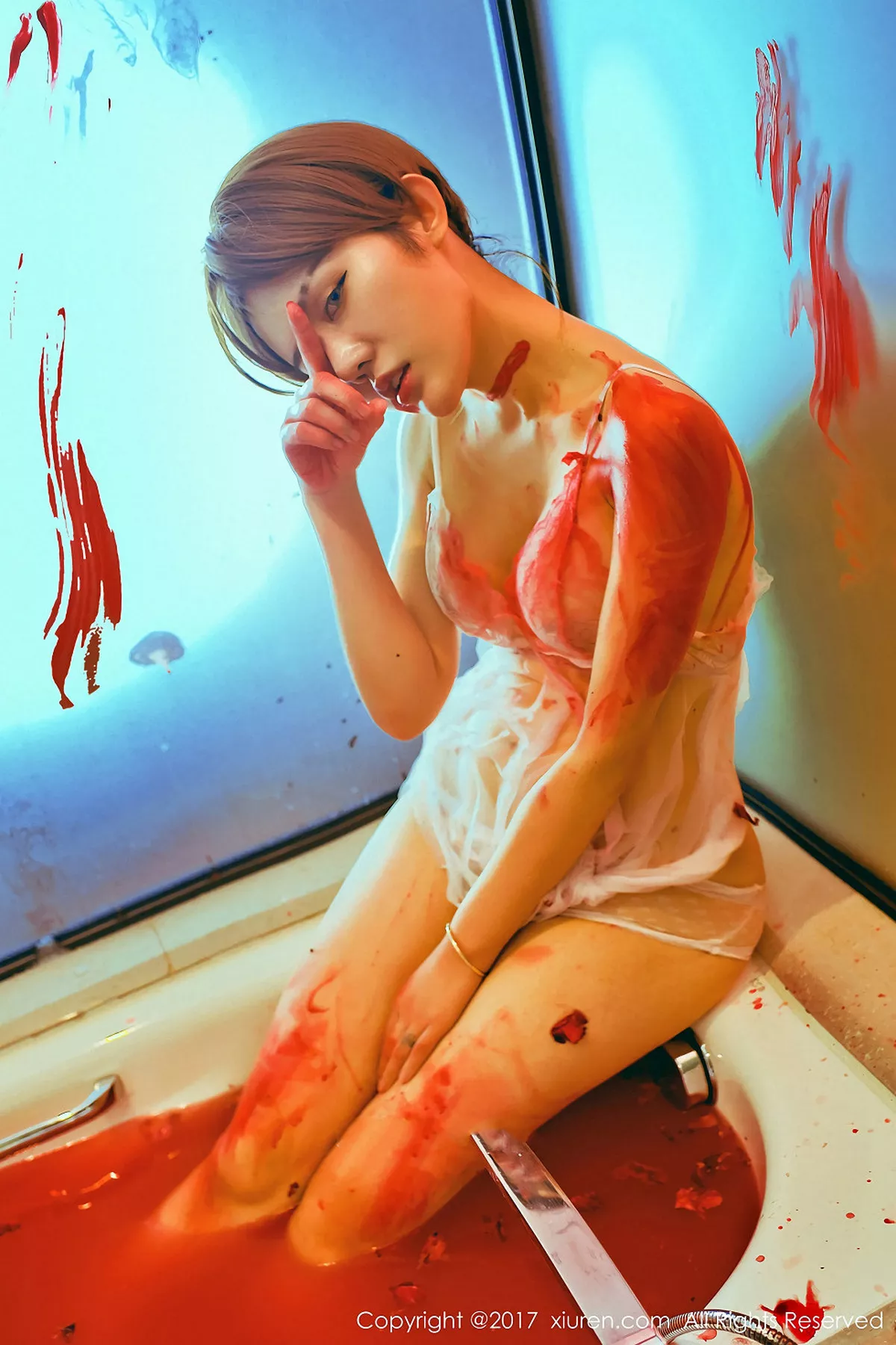 秀人集.com_[XiuRen秀人网]No.840_嫩模兔子NINA万圣节主题半裸床单滚和血腥浴缸湿身诱惑写真41P