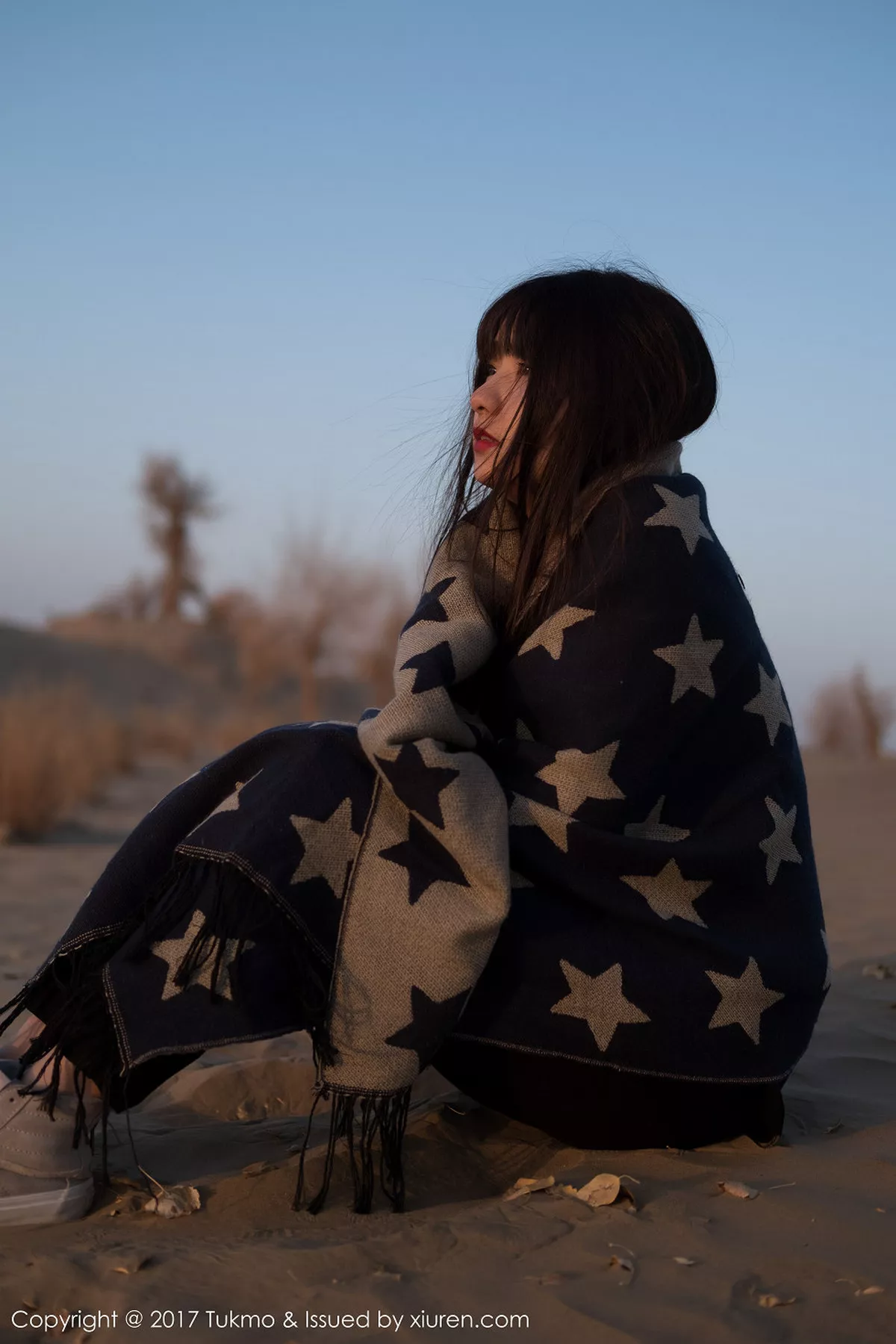 秀人集.com_[Tukmo兔几盟]Vol.105_嫩模球球沙漠之旅第三套万般风情绕眉梢可爱迷人写真40P