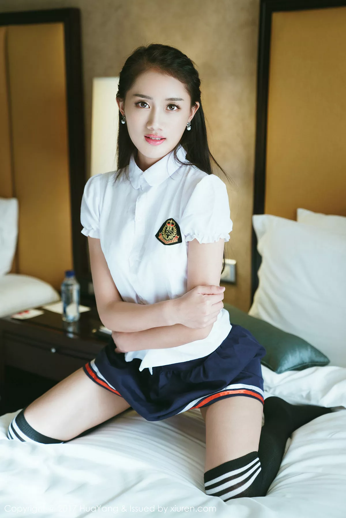 秀人集.com_[HuaYang花漾]Vol.009_高颜值嫩模晴儿Anne白色薄纱秀性感内衣丁字裤诱惑写真40P