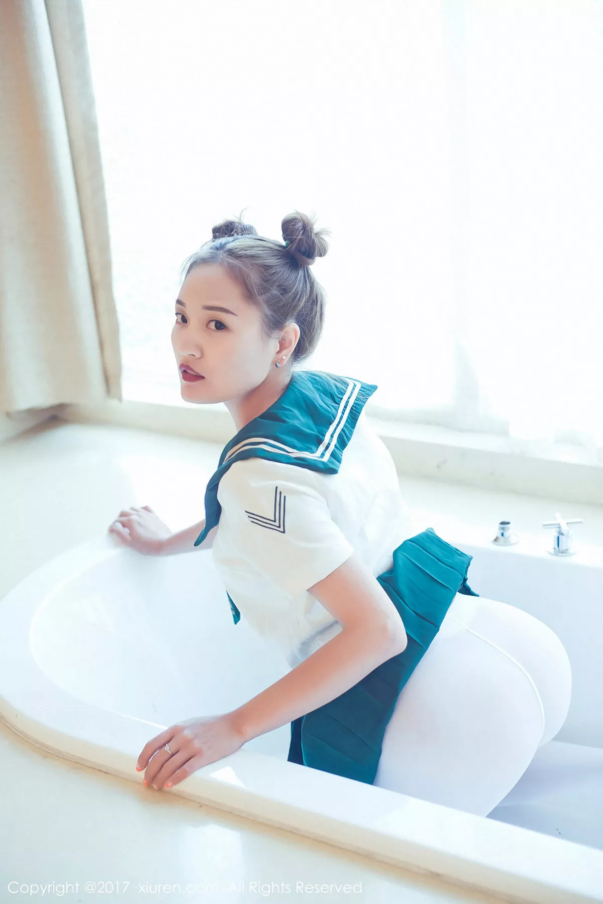 秀人集.com_[XiuRen秀人网]No.848_浑圆白皙美女外科TEL日系学生服全裸下身秀白嫩翘臀诱惑写真48P