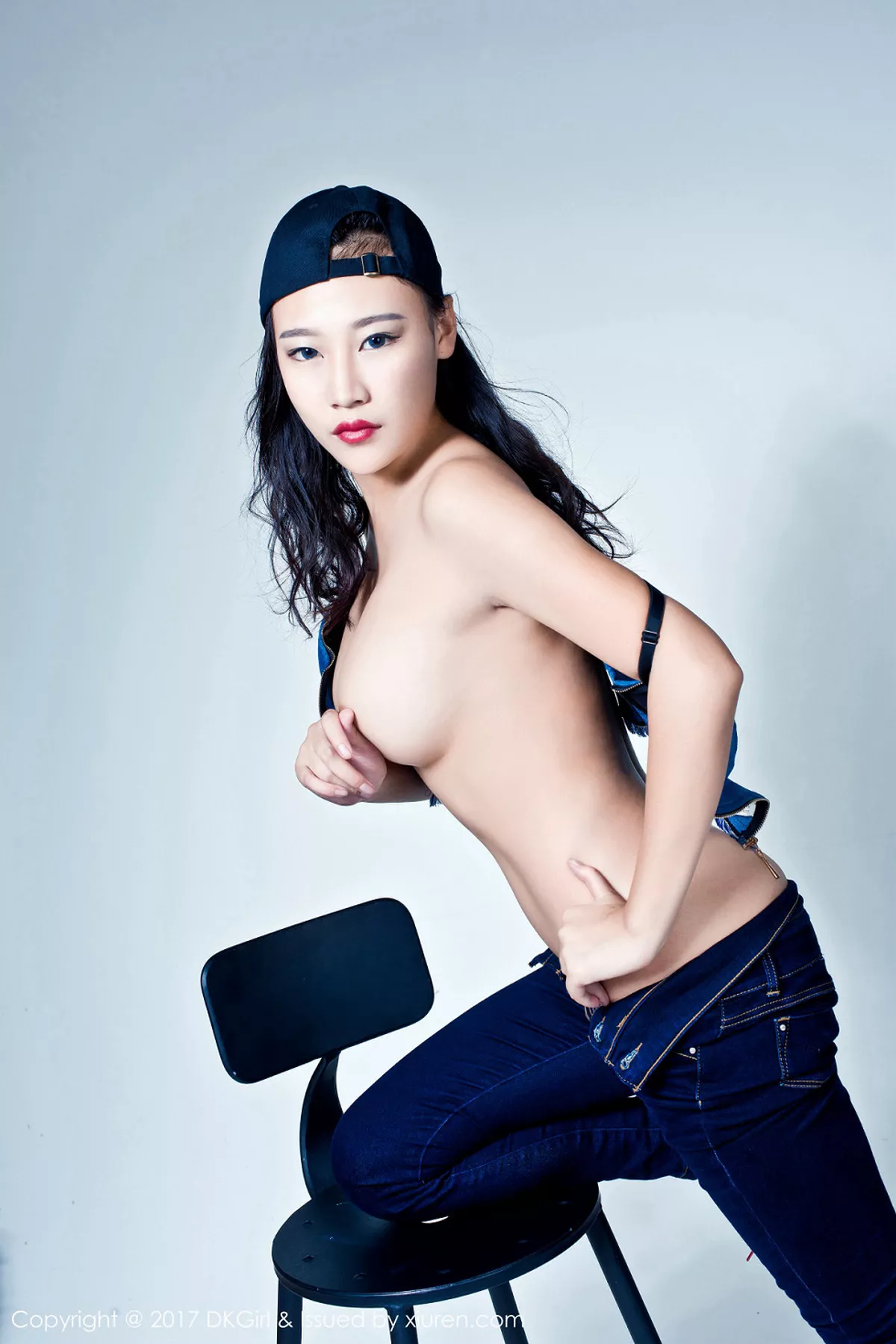 秀人集.com_[DKGirl御女郎]Vol.050_嫩模梦倩黑色蕾丝内衣+大尺度全裸上身秀傲人豪乳诱惑写真52P