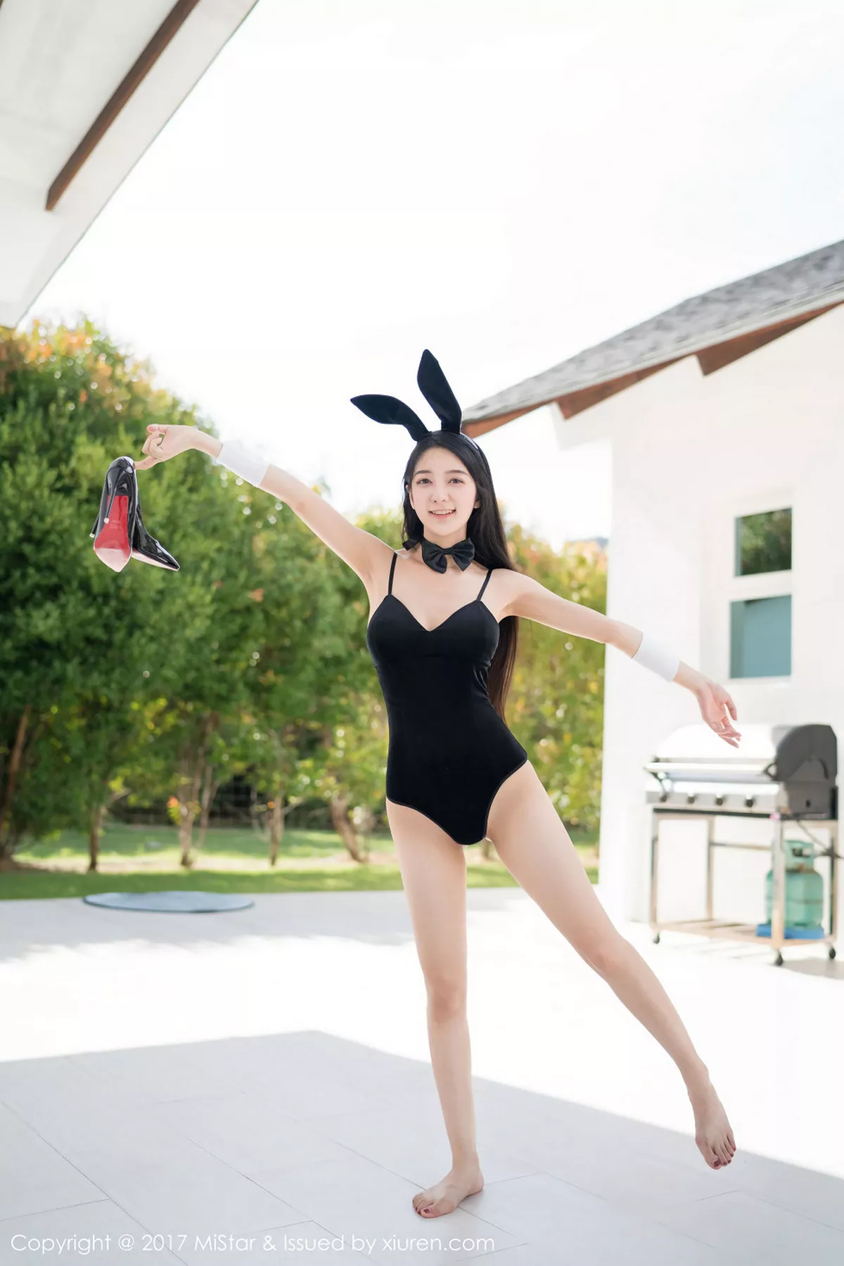 秀人集.com_[MiStar魅妍社]Vol.199_嫩模小热巴甲米旅拍性感兔女郎连体泳装秀完美身材写真41P