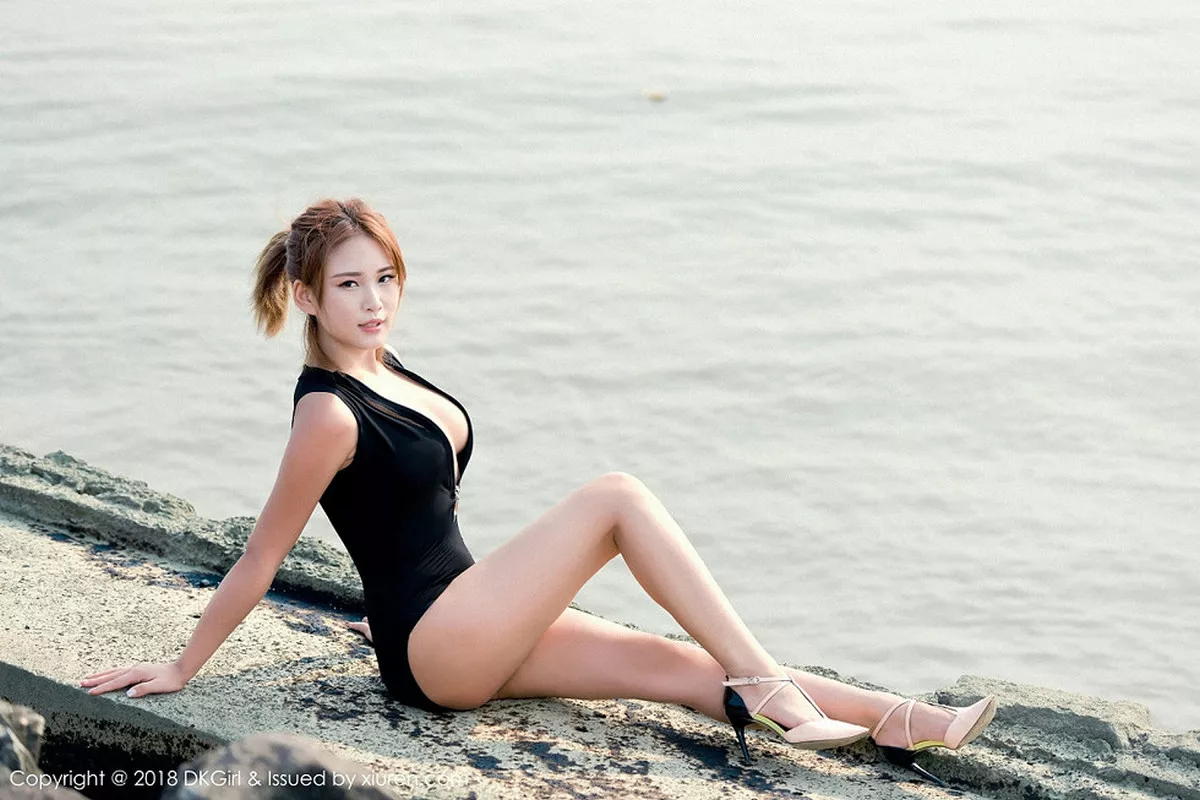 秀人集.com_[DKGirl御女郎]Vol.054_高颜值美女萌宝儿BoA海岛户外露出美乳丰臀极致诱惑写真53P