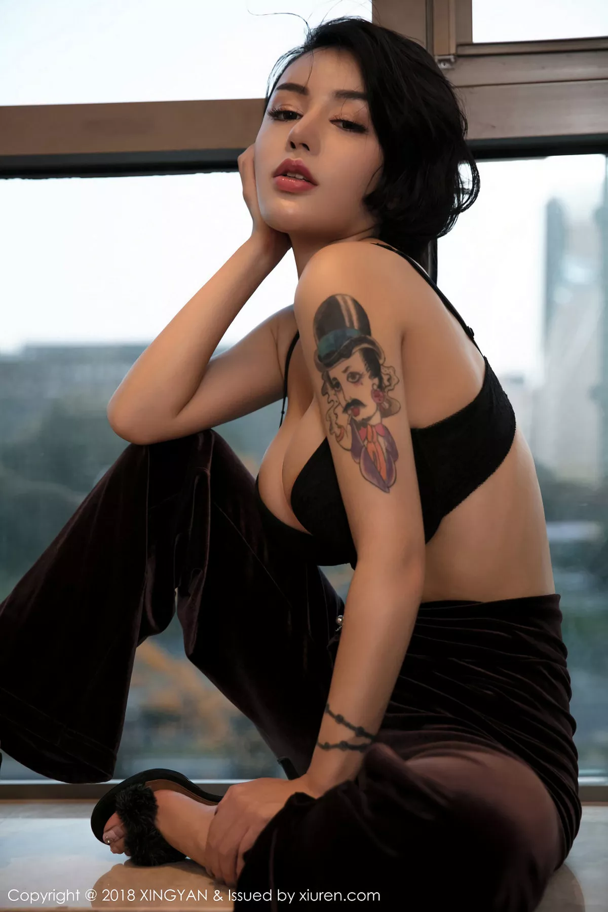 秀人集.com_[XINGYAN星颜社]Vol.020_嫩模陆梓琪浴室里黑色蕾丝内衣透视秀完美身材诱惑写真49P