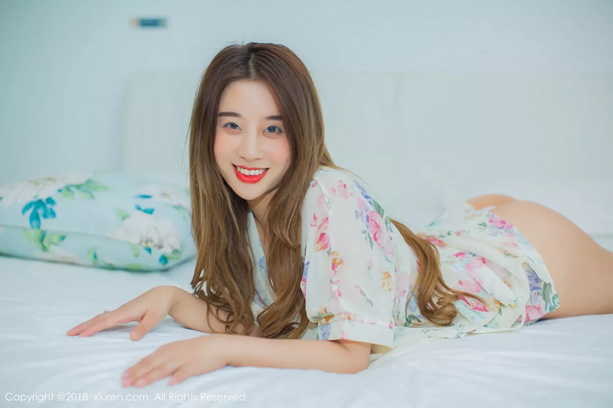 秀人集.com_[XiuRen秀人网]No.907_嫩模筱慧居家绿色吊带连身裙+真空花色衬衣秀完美身材写真60P