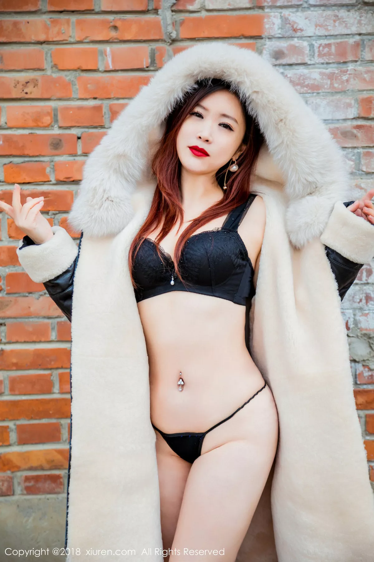 秀人集.com_[XiuRen秀人网]No.953_嫩模西希白兔户外红色内衣半脱内裤秀白嫩翘臀屁沟诱惑写真66P