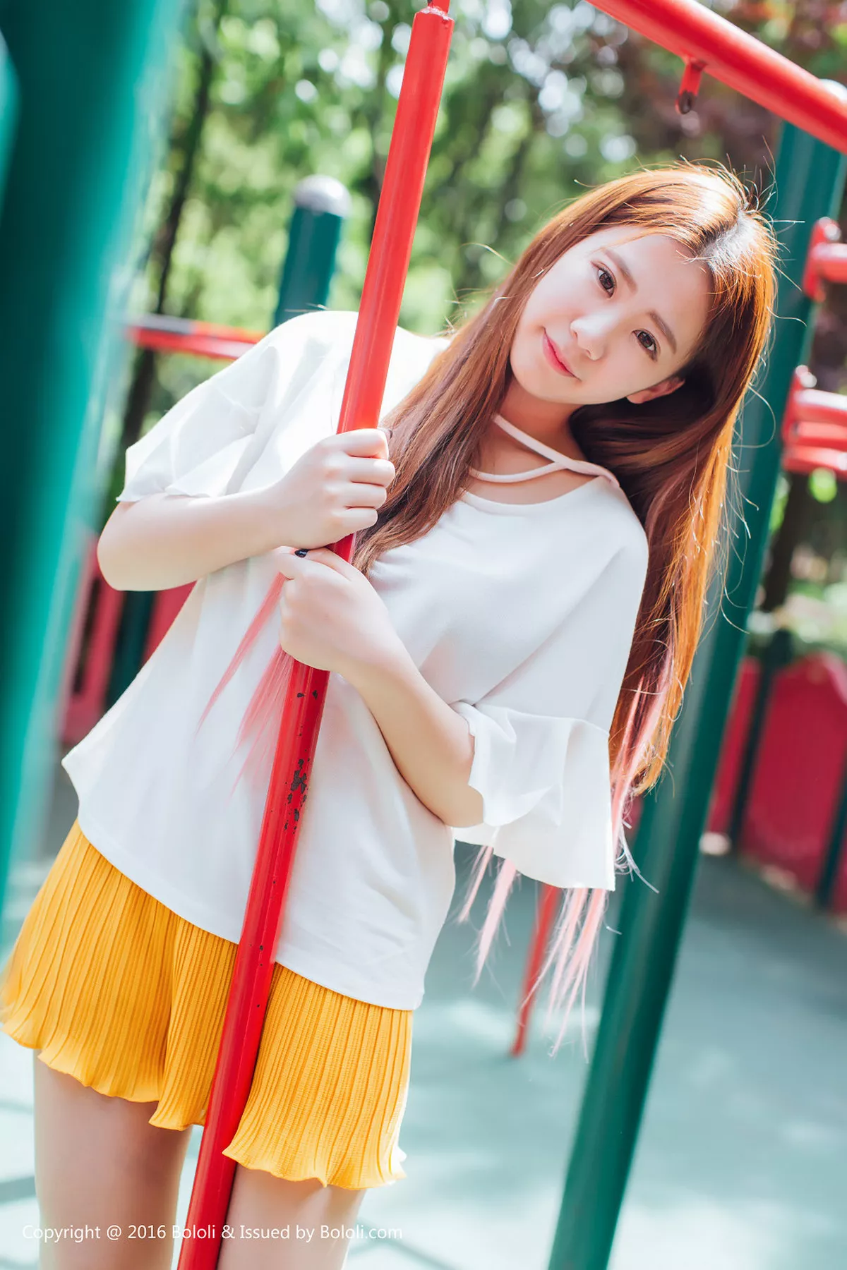 秀人集.com_[Tukmo兔几盟]Vol.109_清纯嫩模董成丽游乐园里白色短袖衫配黄色短裙清爽迷人写真40P