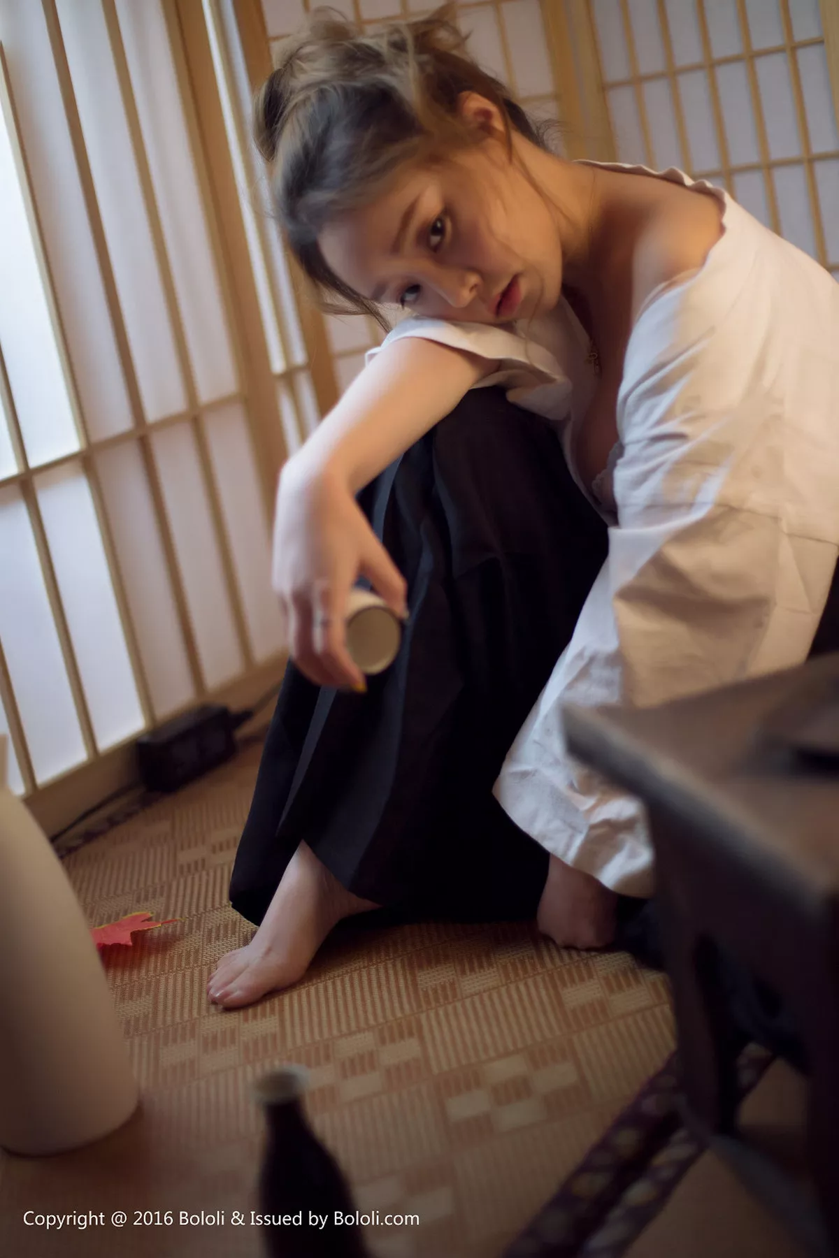 秀人集.com_[Tukmo兔几盟]Vol.111_嫩模柳侑绮化身剑道美少女性感白色内衣爆乳诱惑写真25P