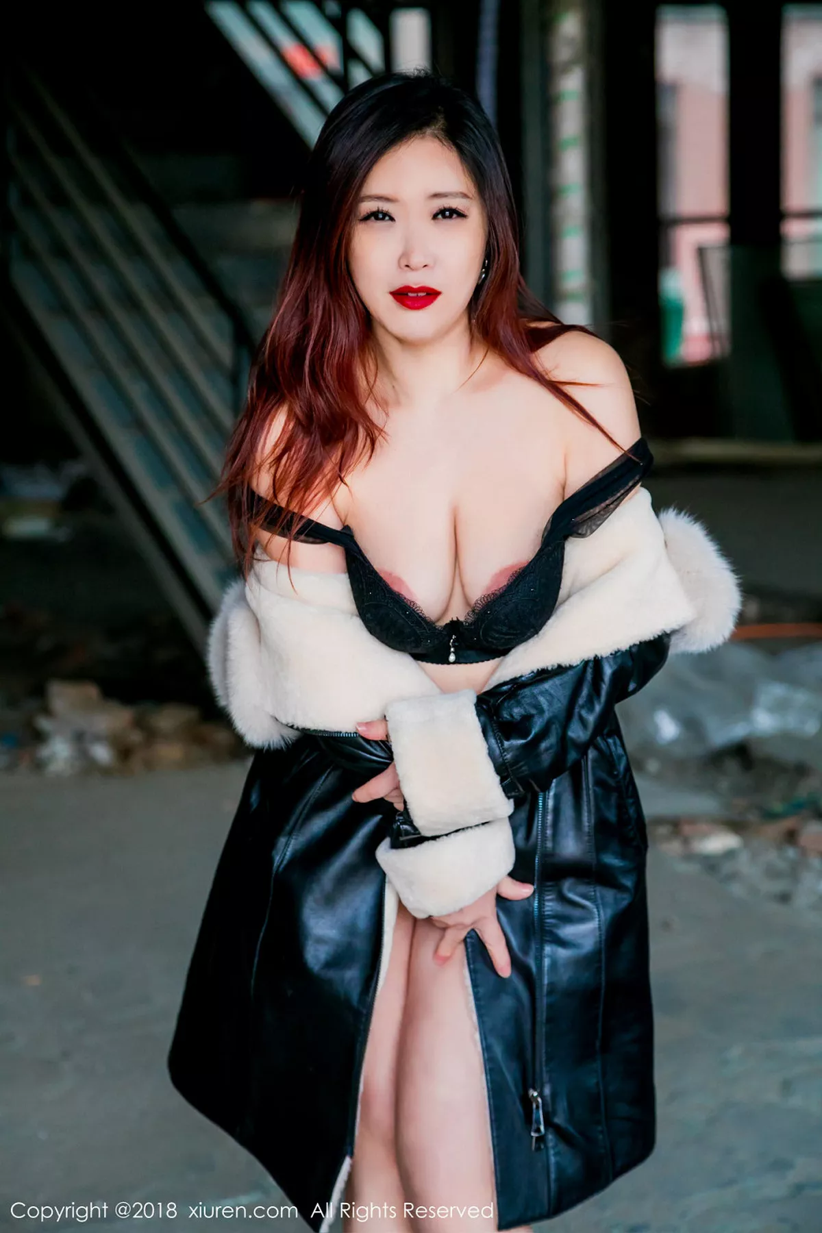 秀人集.com_[XiuRen秀人网]No.953_嫩模西希白兔户外红色内衣半脱内裤秀白嫩翘臀屁沟诱惑写真66P