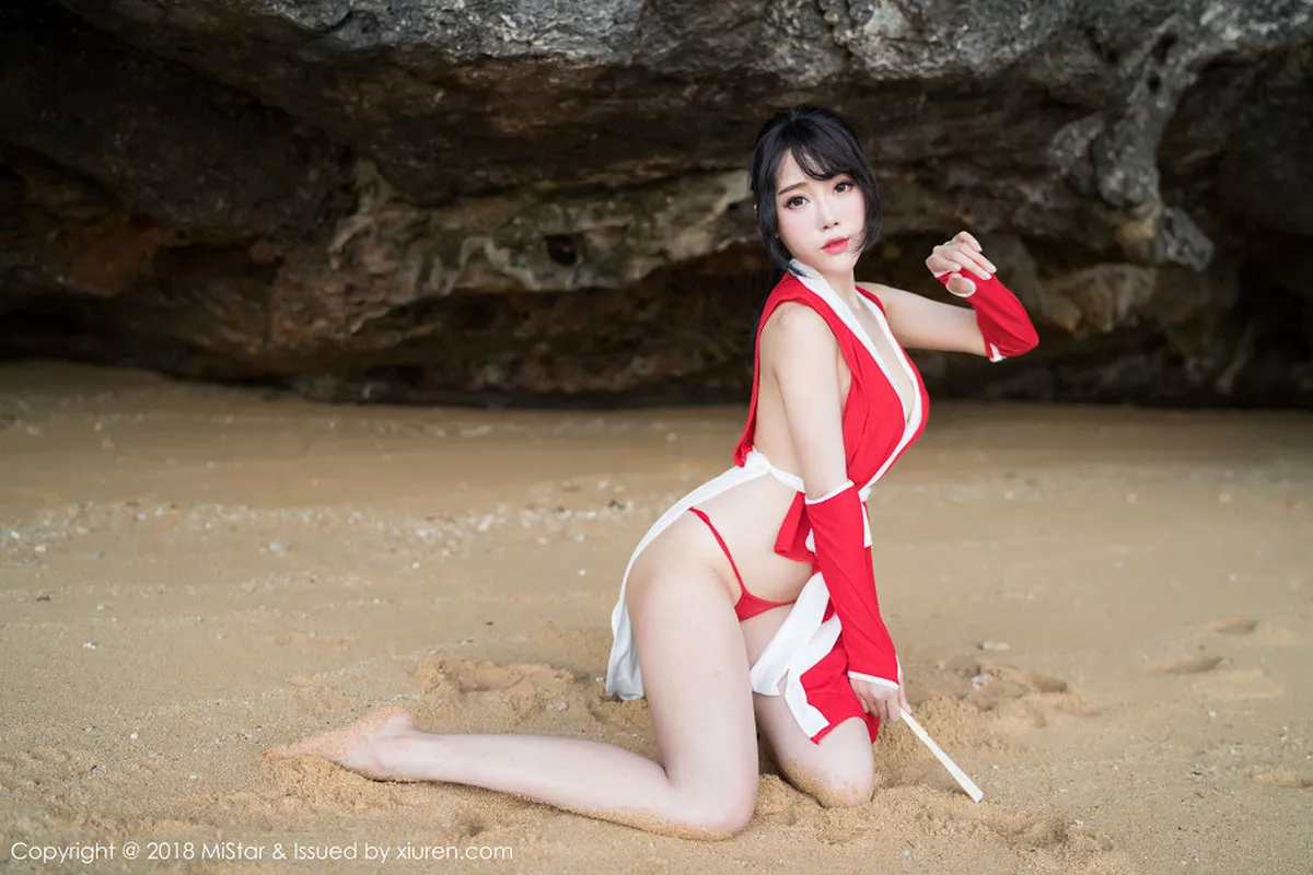 秀人集.com_[MiStar魅妍社]Vol.215_女神兜豆靓Youlina甲米旅拍外拍COS不知火舞热辣诱惑写真50P