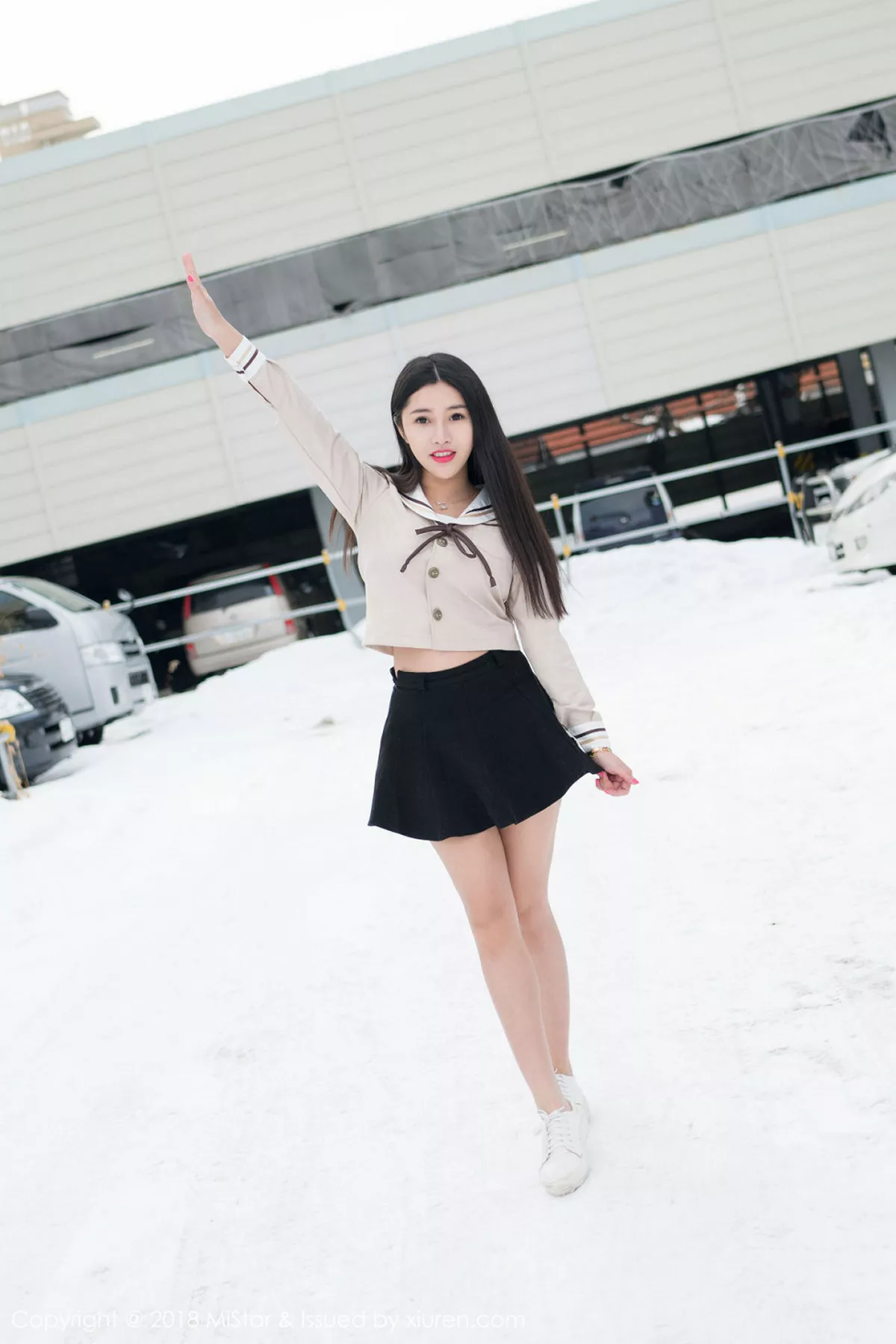 秀人集.com_[MiStar魅妍社]Vol.216_女神陈嘉嘉Tiffany北海道旅拍红色肚兜配丁字裤诱惑写真35P