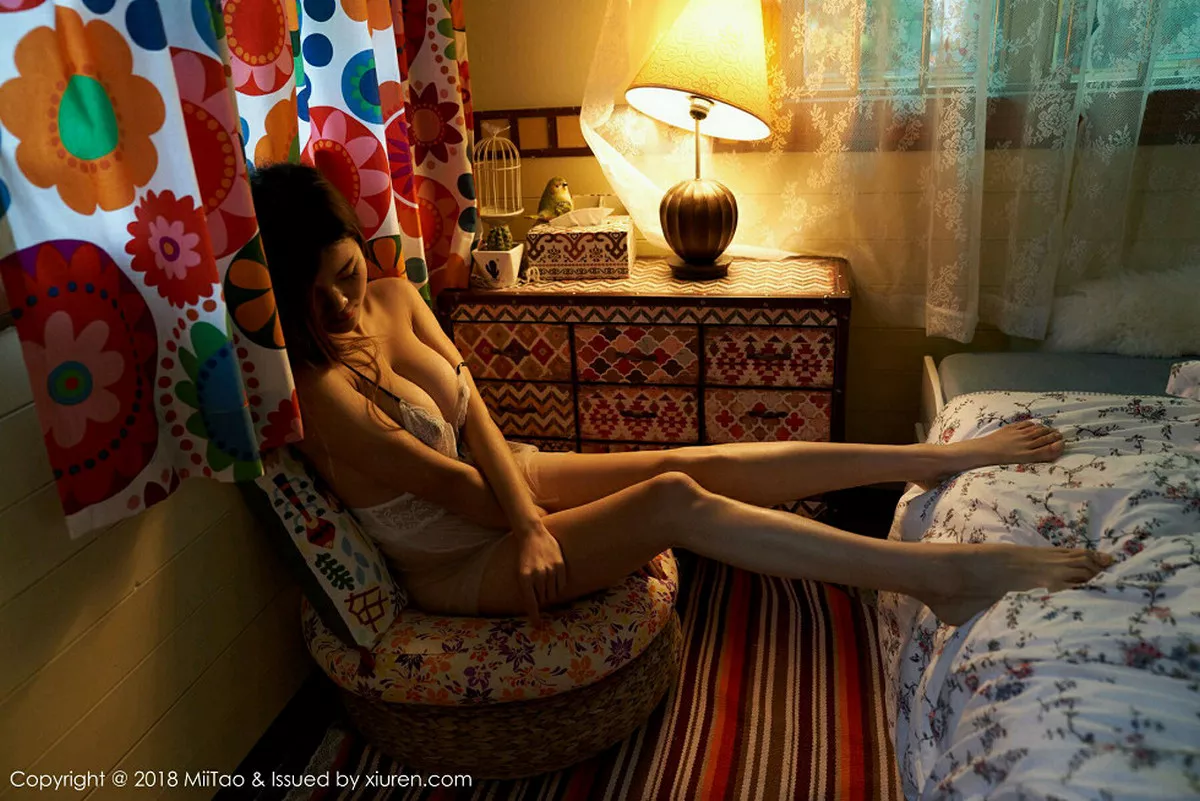 秀人集.com_[MiiTao蜜桃社]Vol.097_嫩模露西Lucy情趣超透薄纱配丁字裤秀豪乳翘臀喷血诱惑写真54P