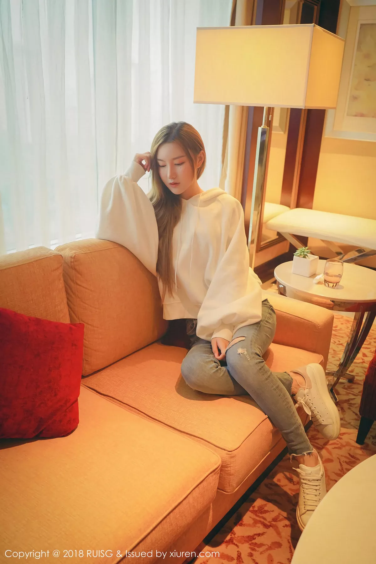 秀人集.com_[RUISG瑞丝馆]Vol.045_清纯小妞M梦baby柔情私房发布居家甜美迷人清爽写真40P