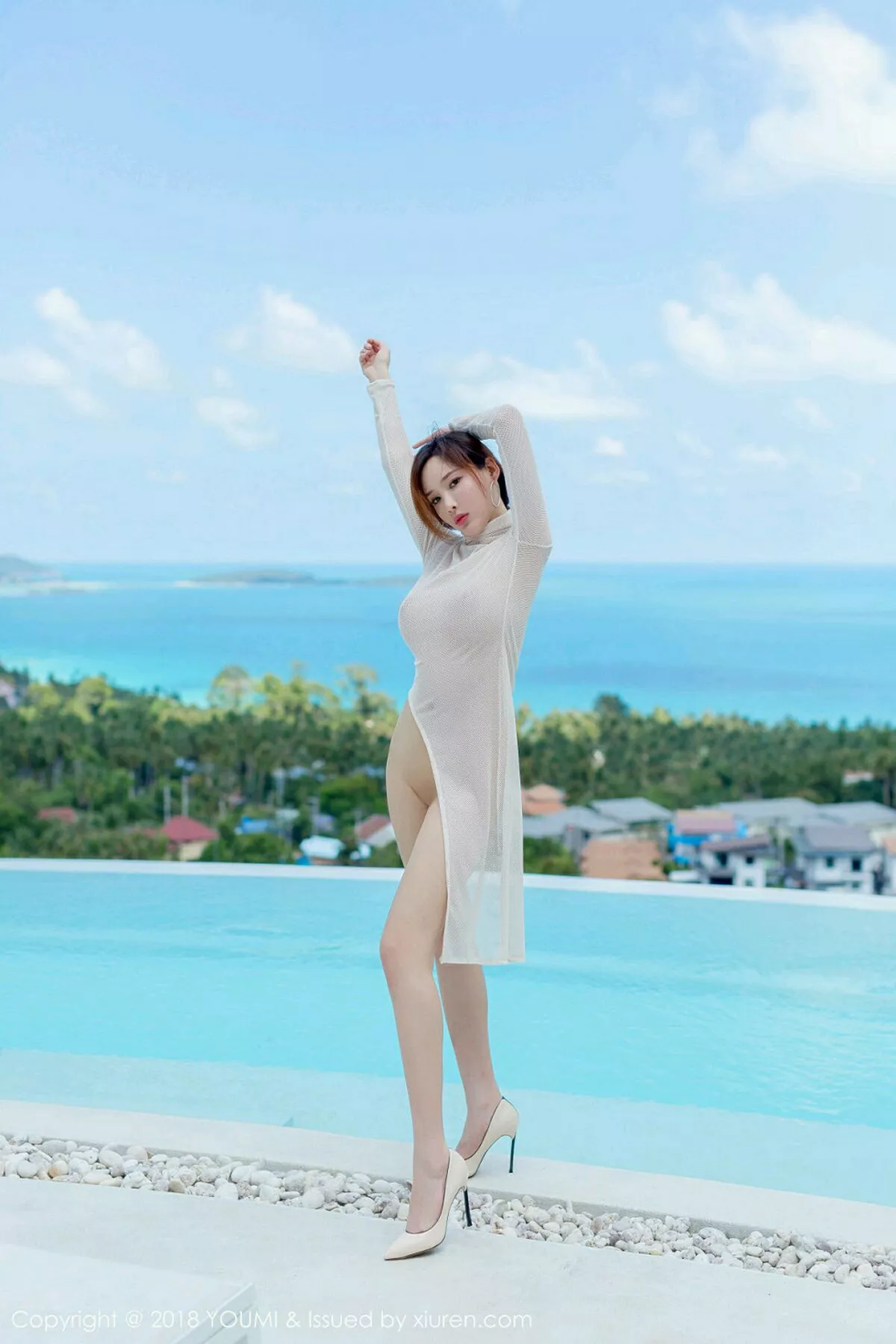 秀人集.com_[YouMi尤蜜荟]Vol.137_女神土肥圆矮挫穷苏梅岛旅拍浴室里全裸上身半脱内裤撩人诱惑写真50P