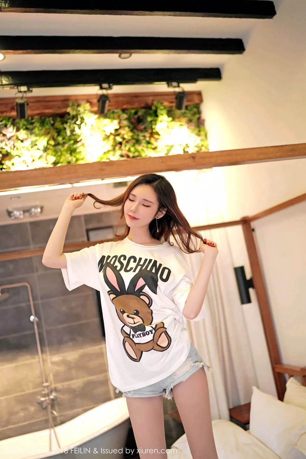 秀人集.com_[FeiLin嗲囡囡]Vol.133_女神萌琪琪Irene居家私房床上全裸上身手掌印遮点诱惑写真48P