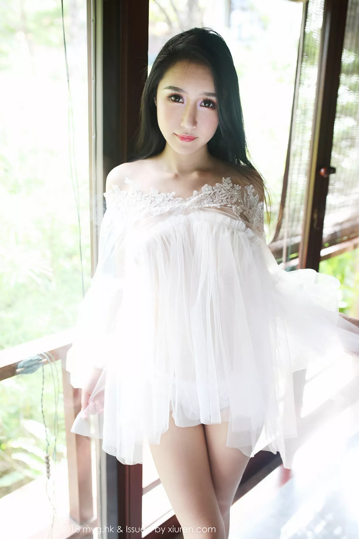 秀人集.com_[MyGirl美媛馆]Vol.281_嫩模于大乔普吉岛旅拍泳池里性感比基尼半露豪乳诱惑写真76P